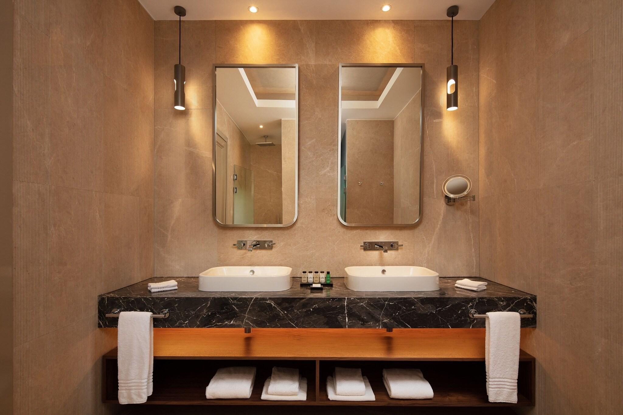 Suite Executive King Bed