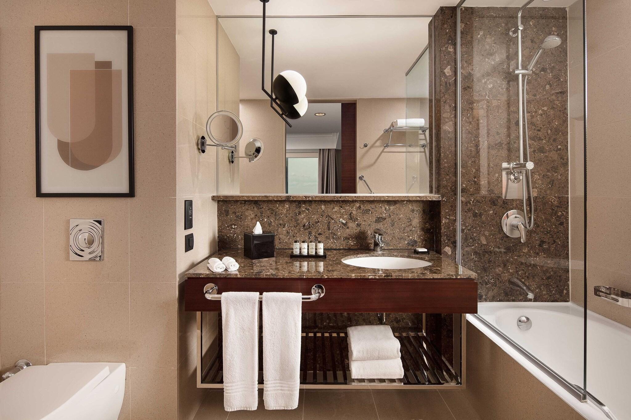 Suite Executive King Bed