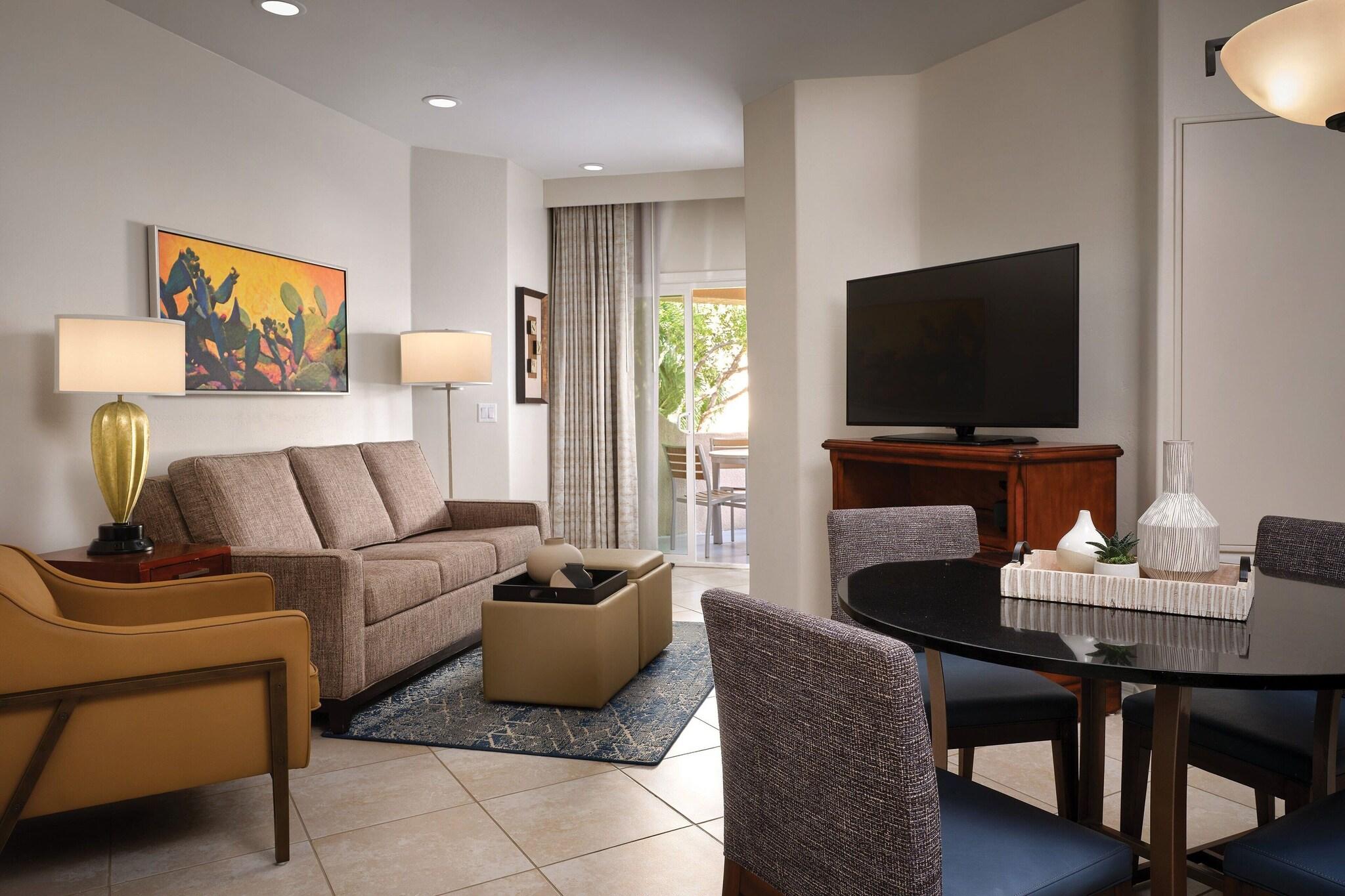Villa Deluxe King Bed