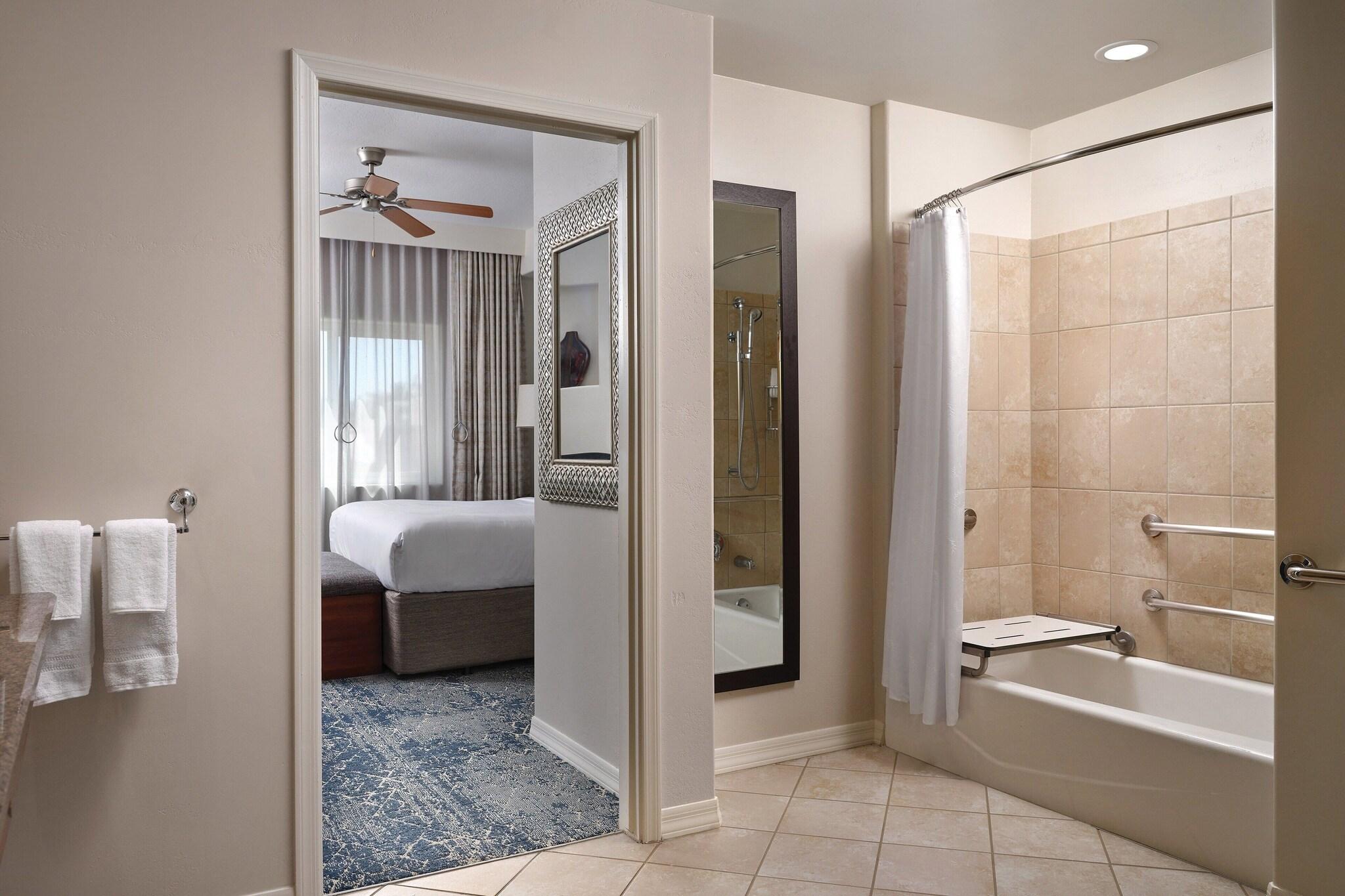 Villa Premium King Bed