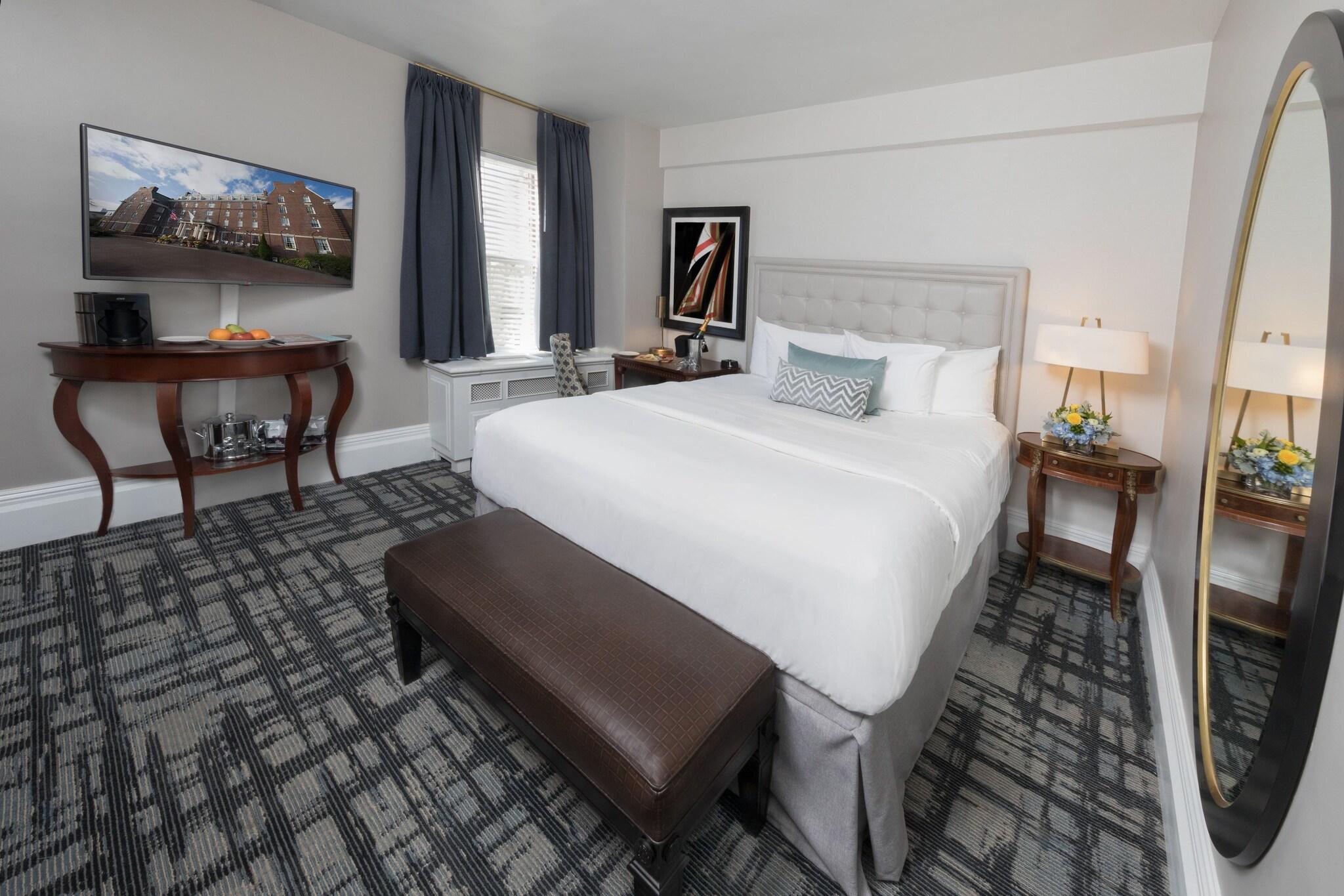 Double Guest Room Queen Bed