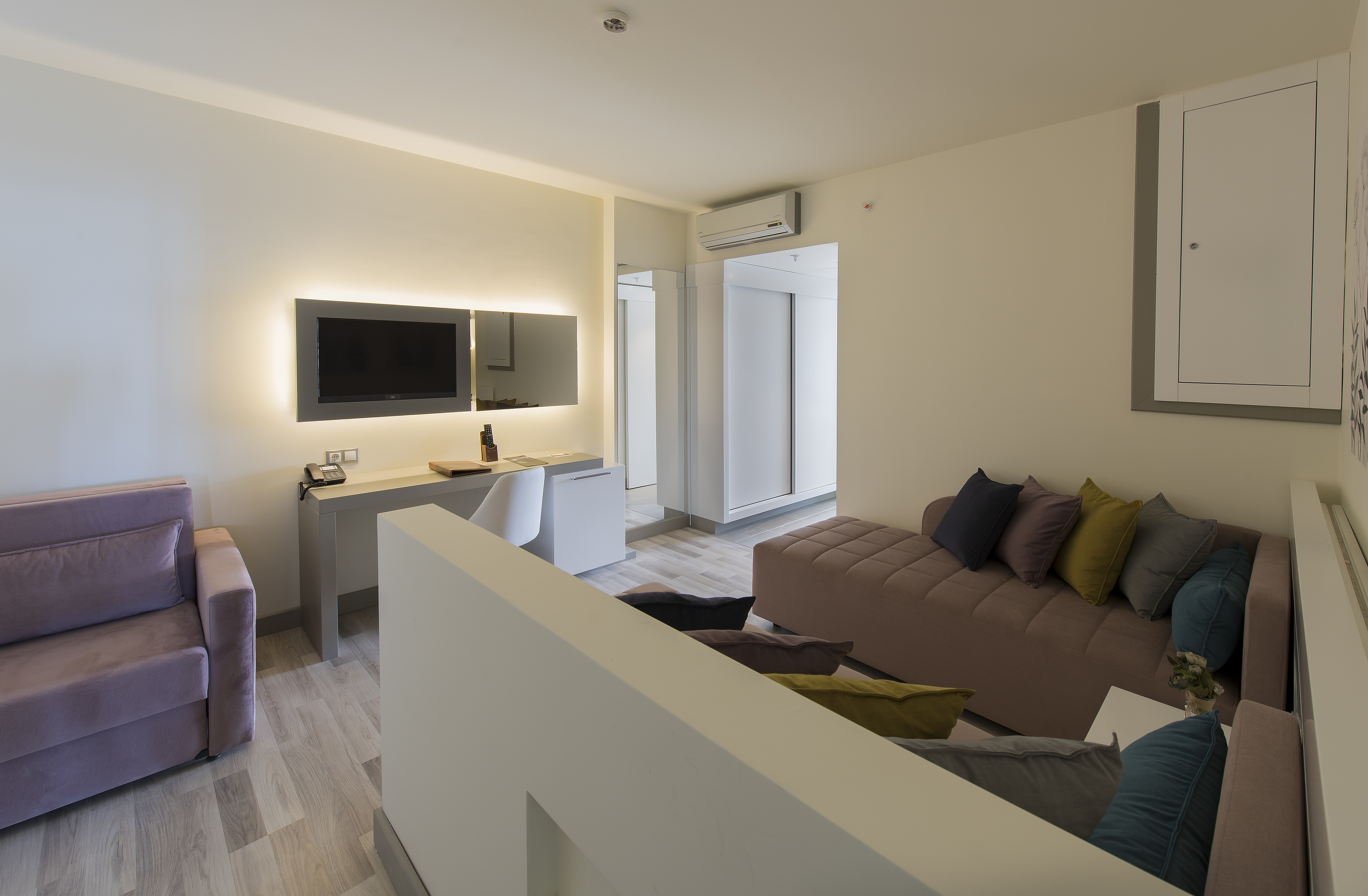 Family Room Land View