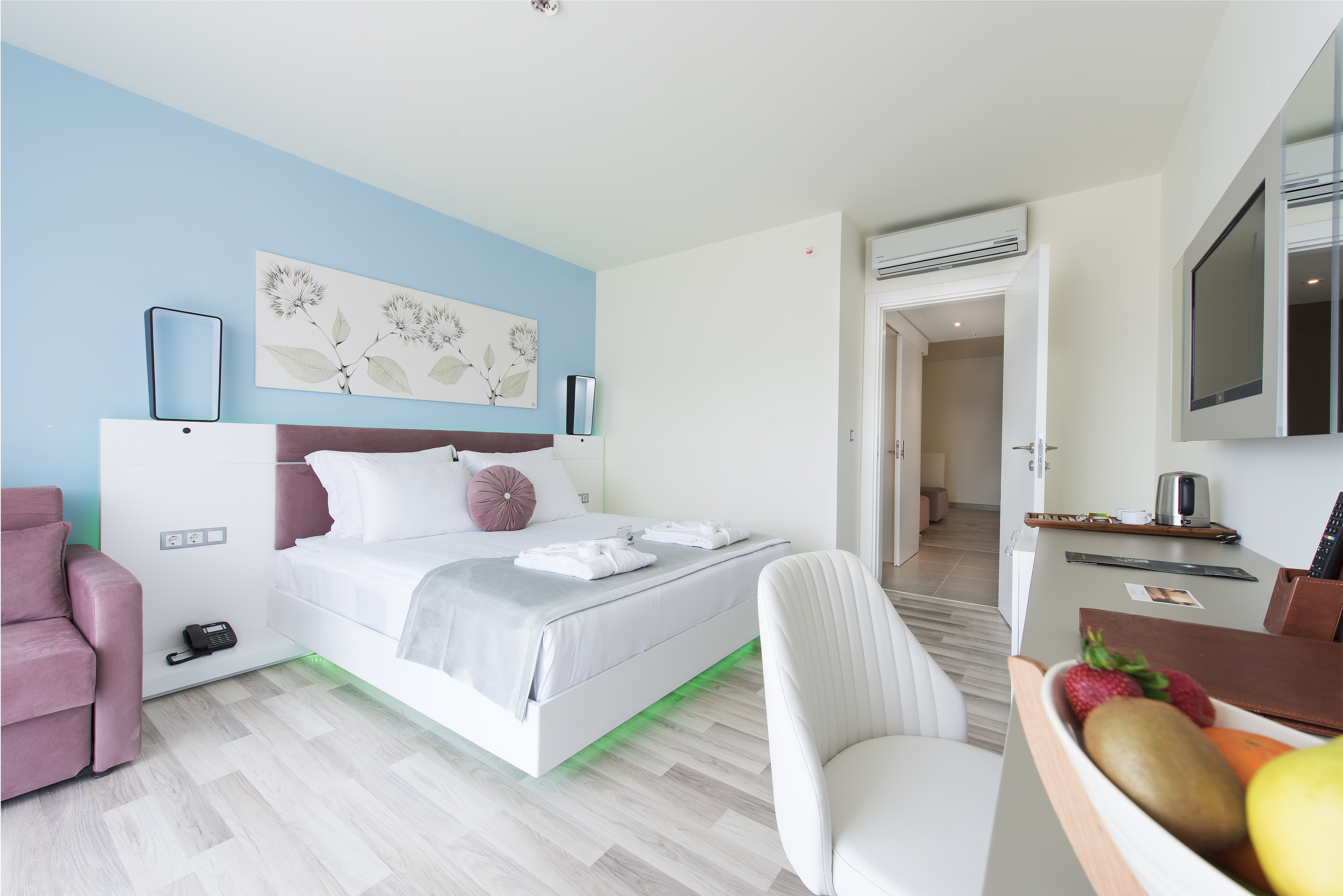 Family Room Side Sea View