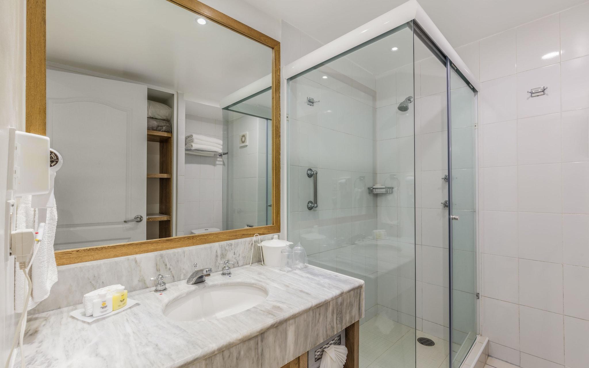 Quadruple Two Double Beds