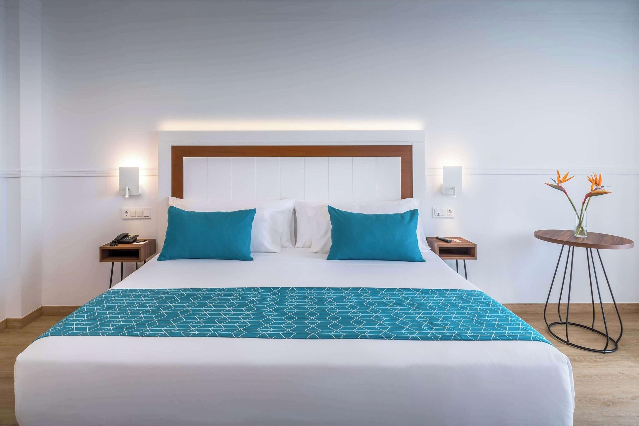 Twin Superior Sea View