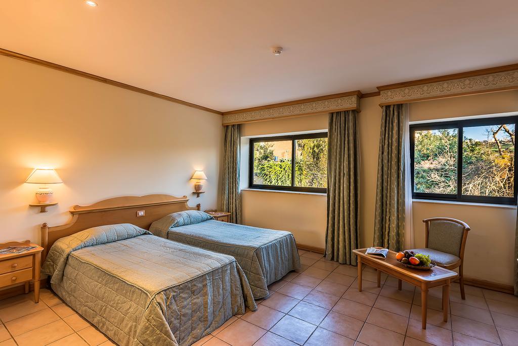 Double or Twin Land View