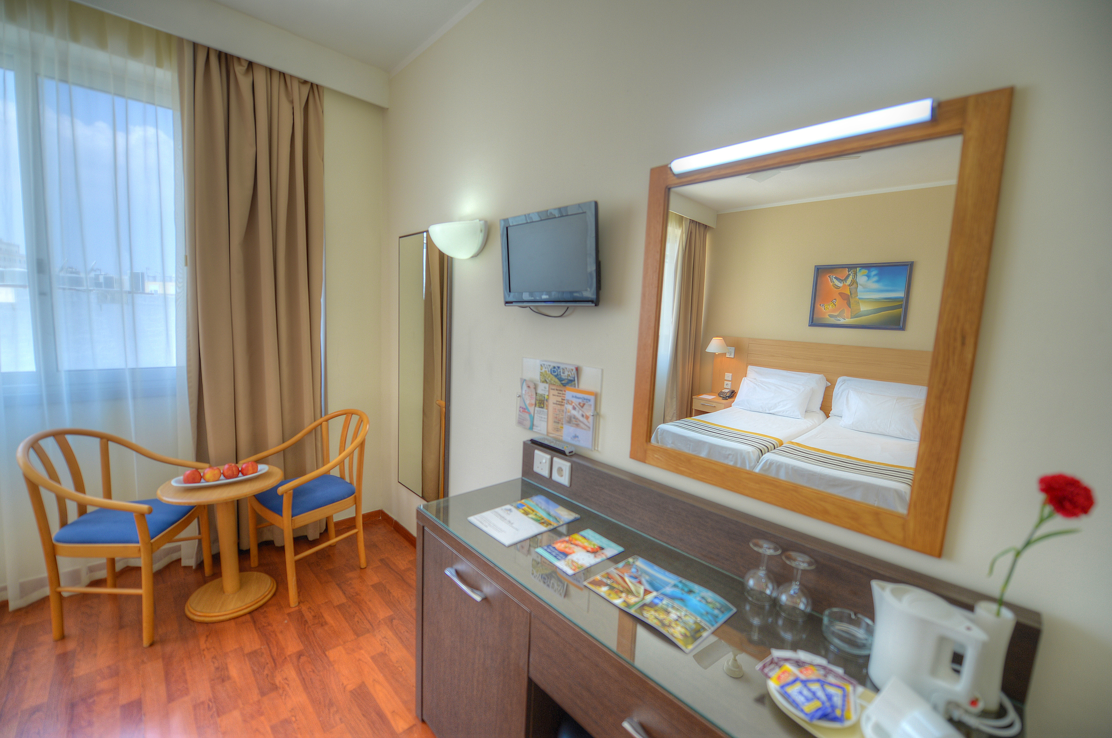 Double or Twin Standard