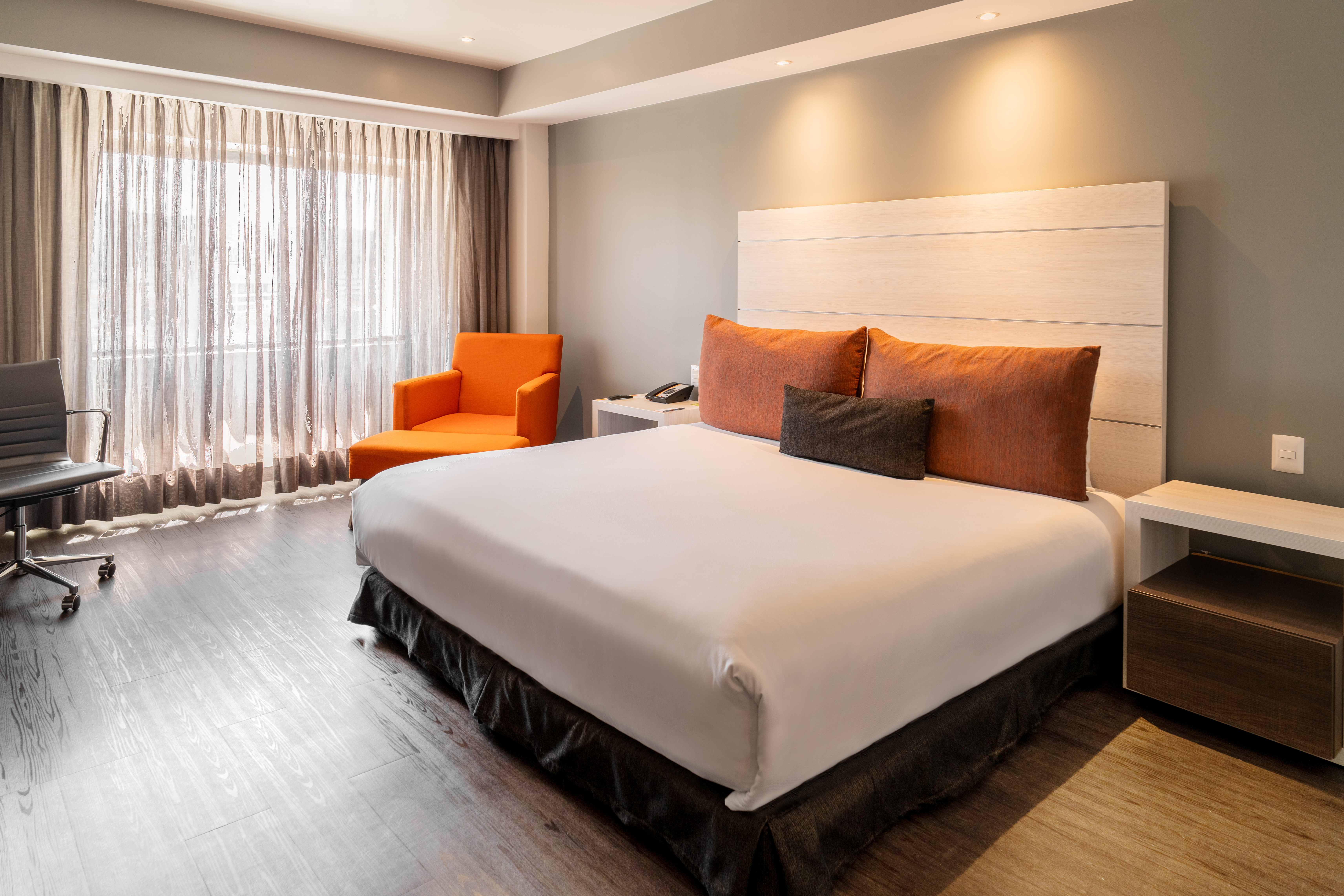 Double Executive King Bed