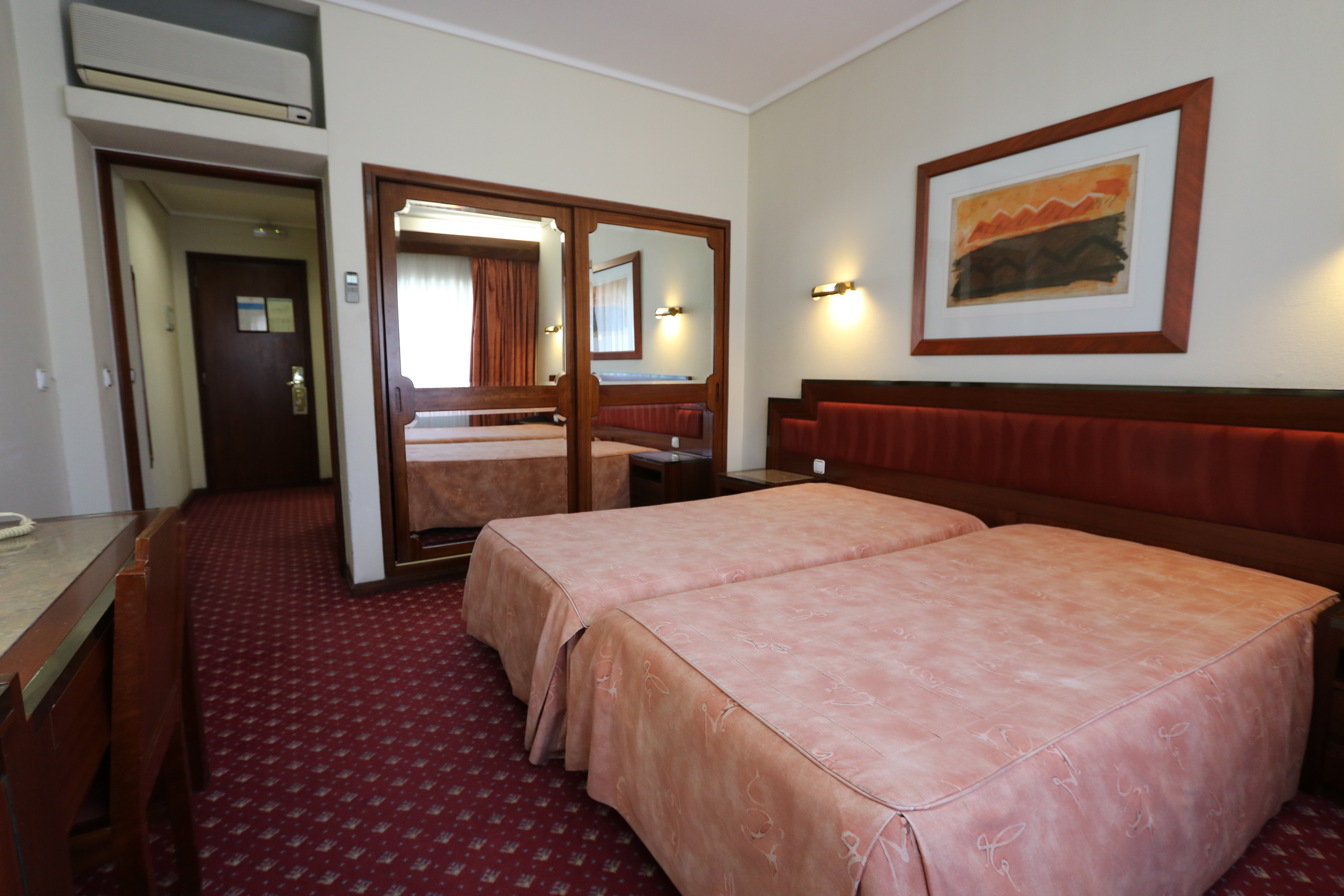 Double or Twin Standard