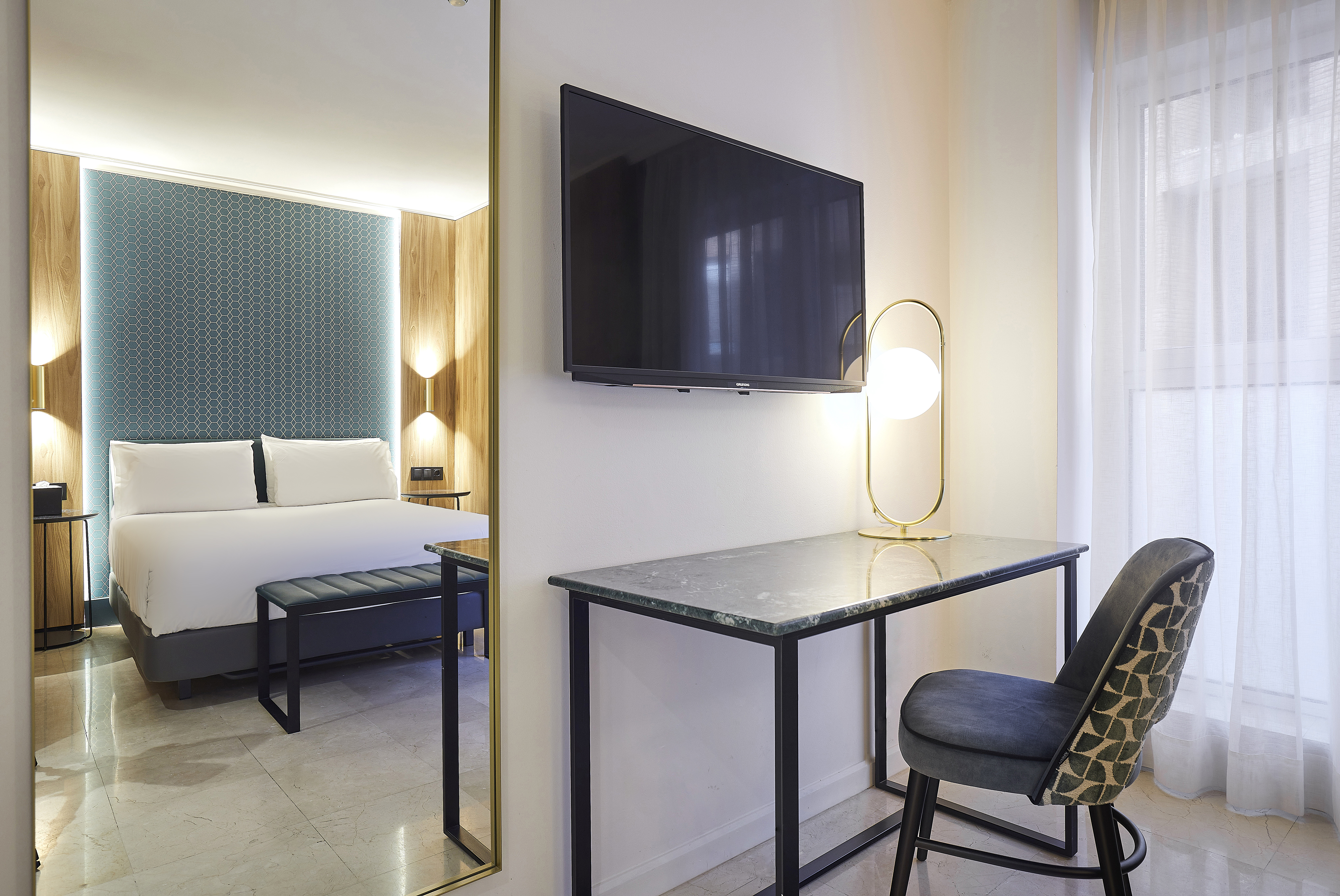 Double Single Economy