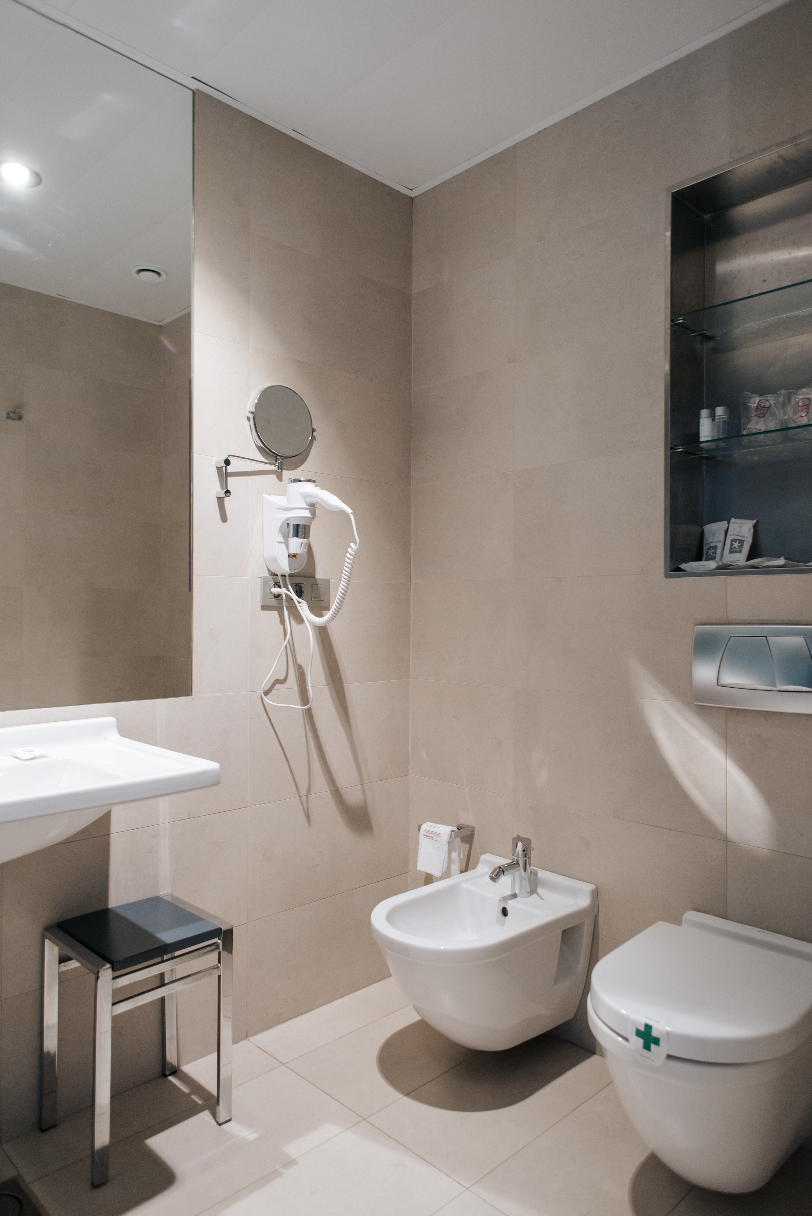 Double or Twin Standard