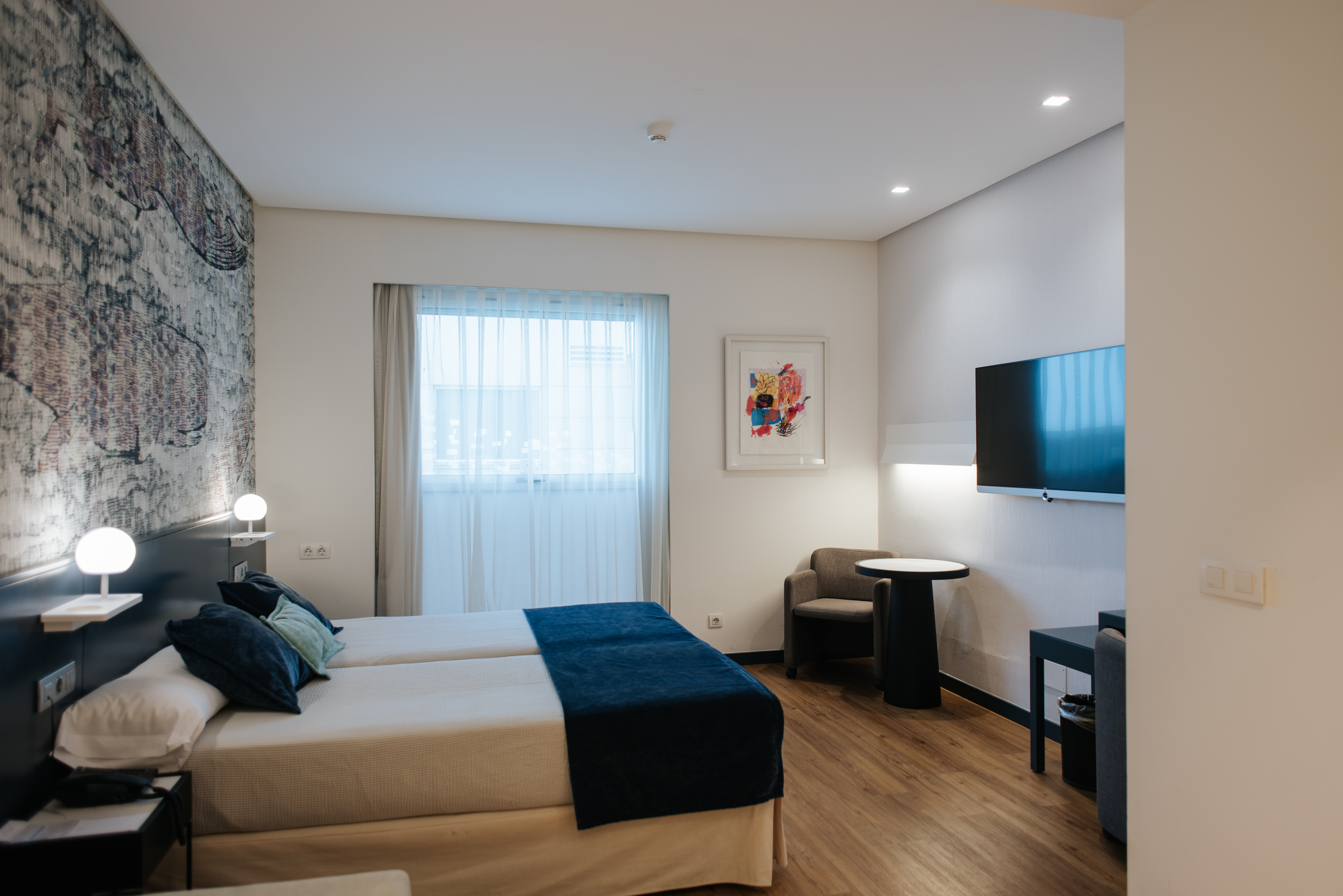 Double or Twin Standard