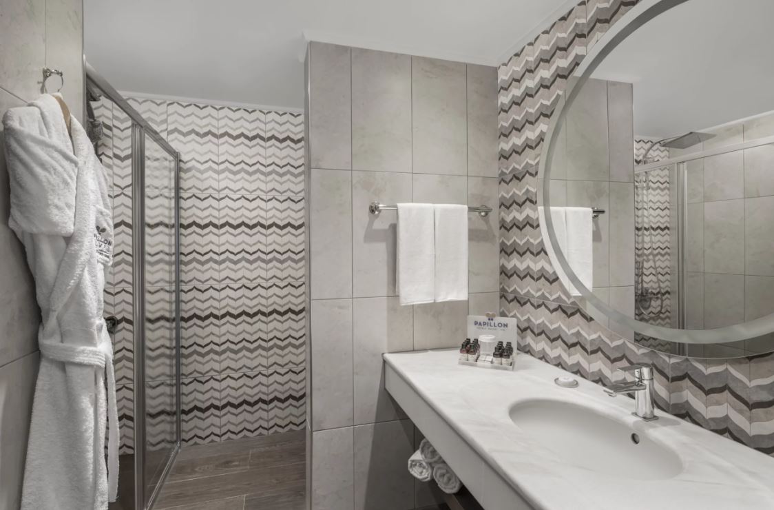 Family Room Land View