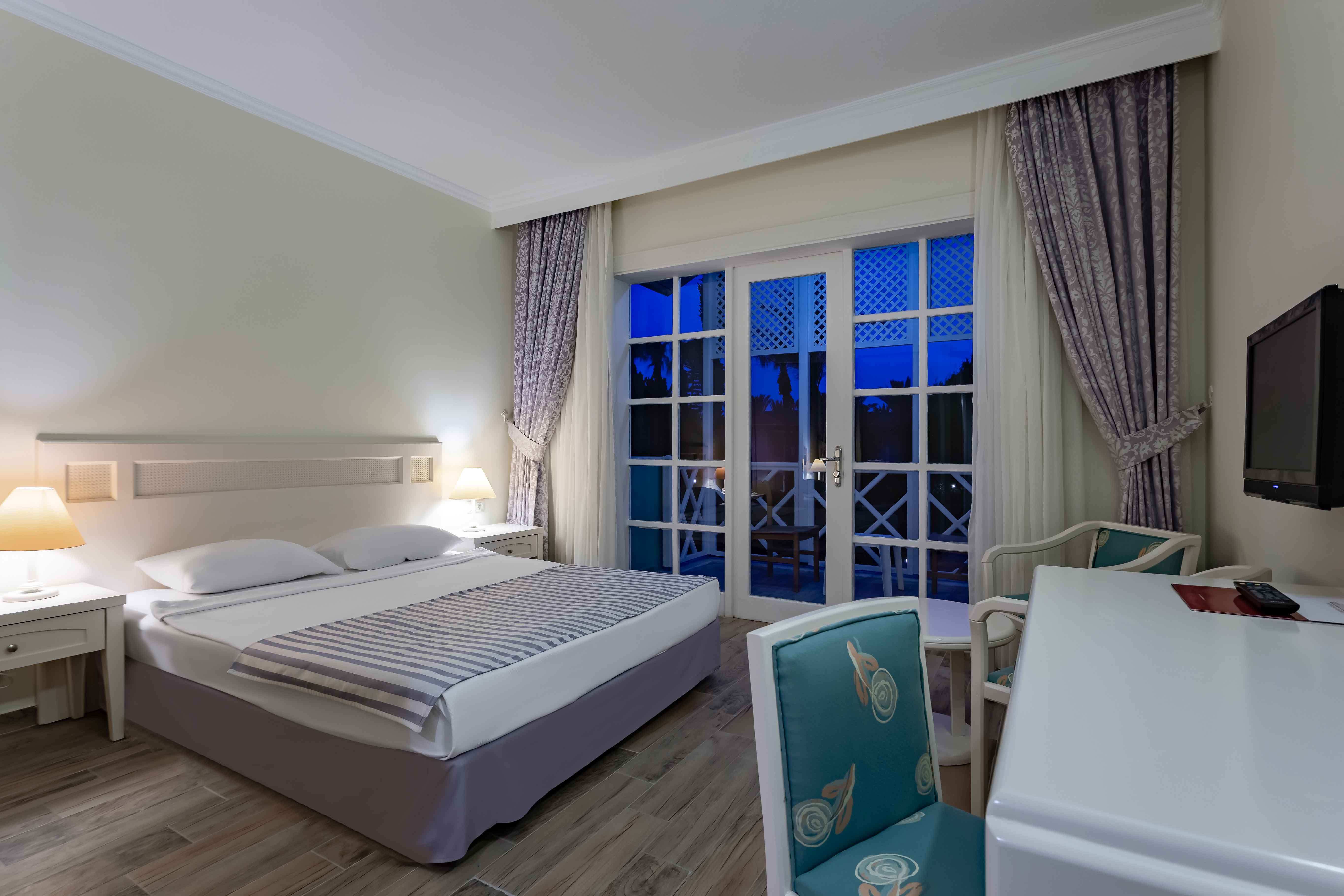 Double Club Superior