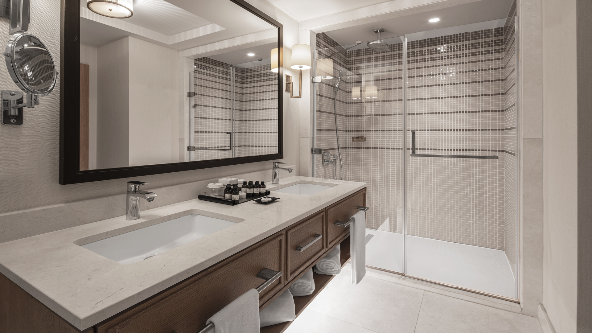 Double Single Superior