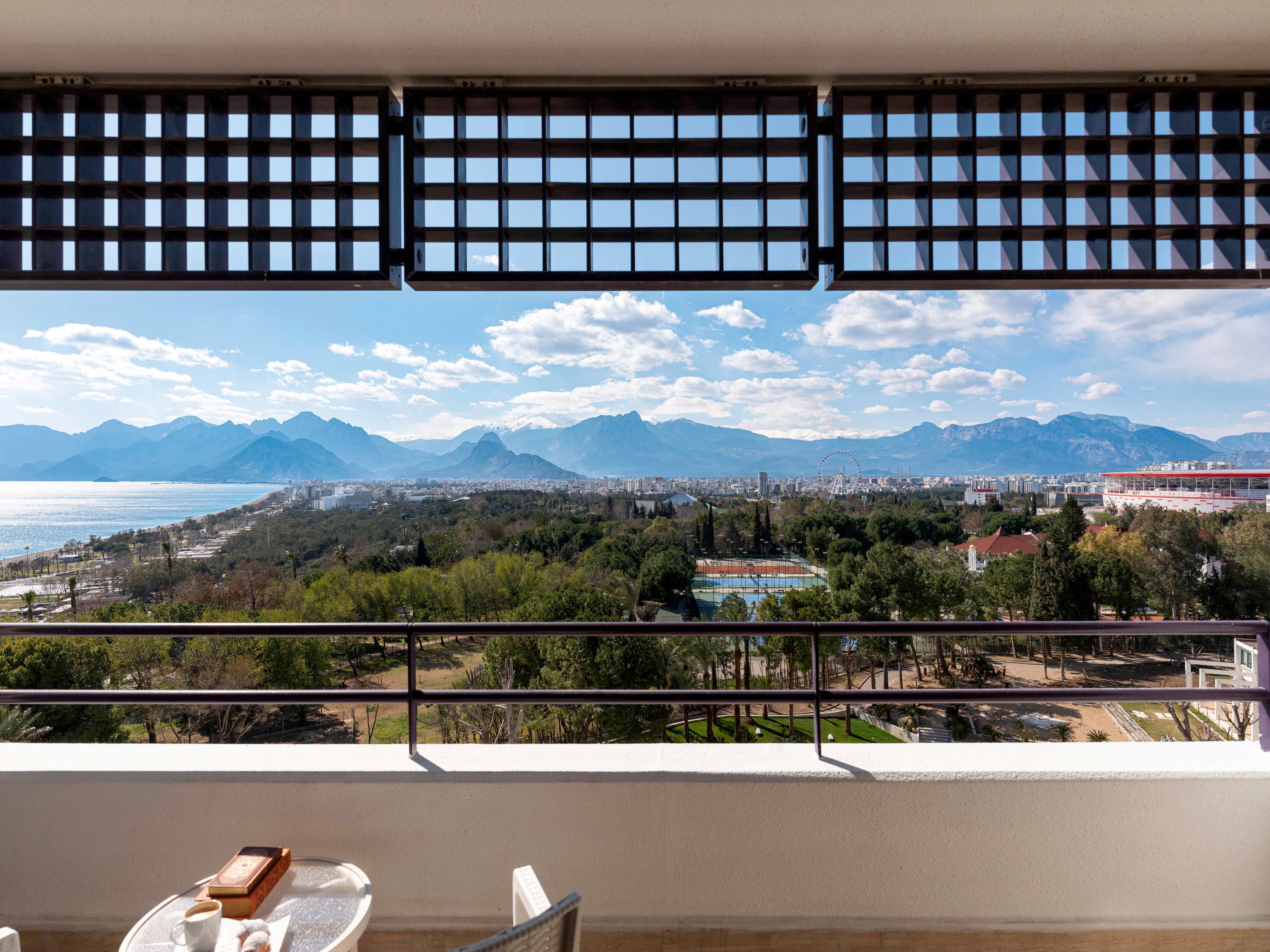 Double Single Sea View