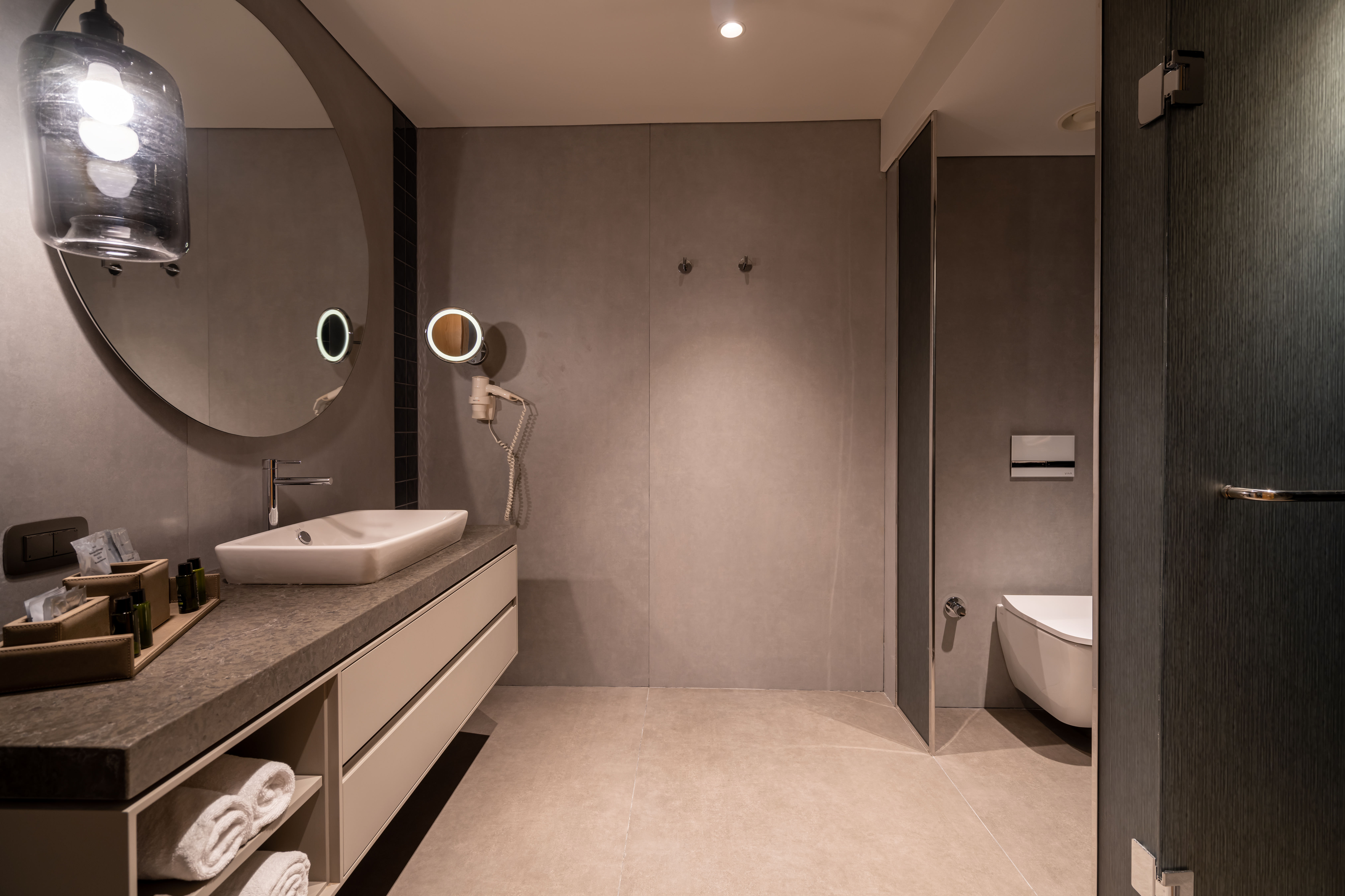 Double Superior Land View