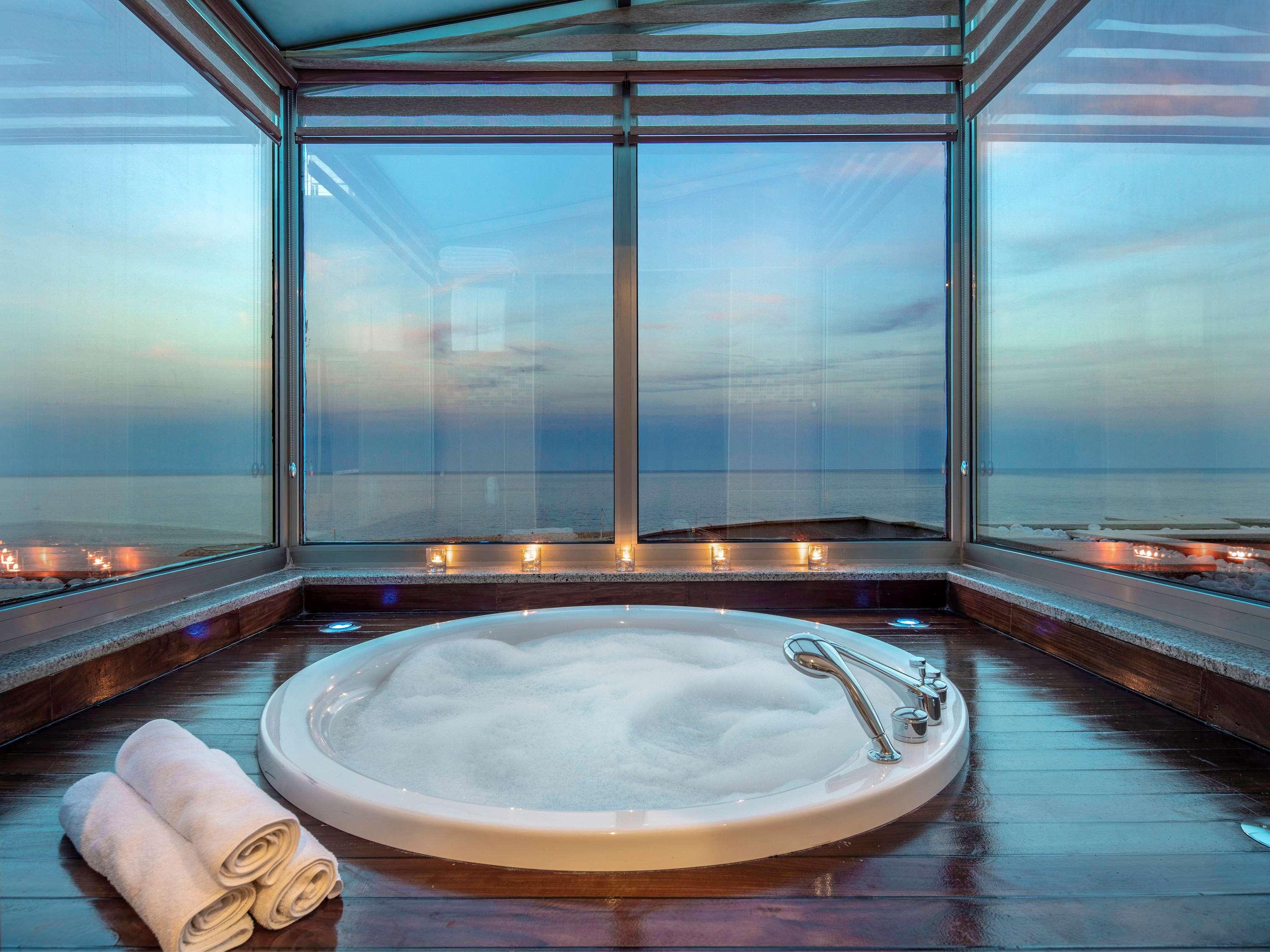 Suite with Jacuzzi