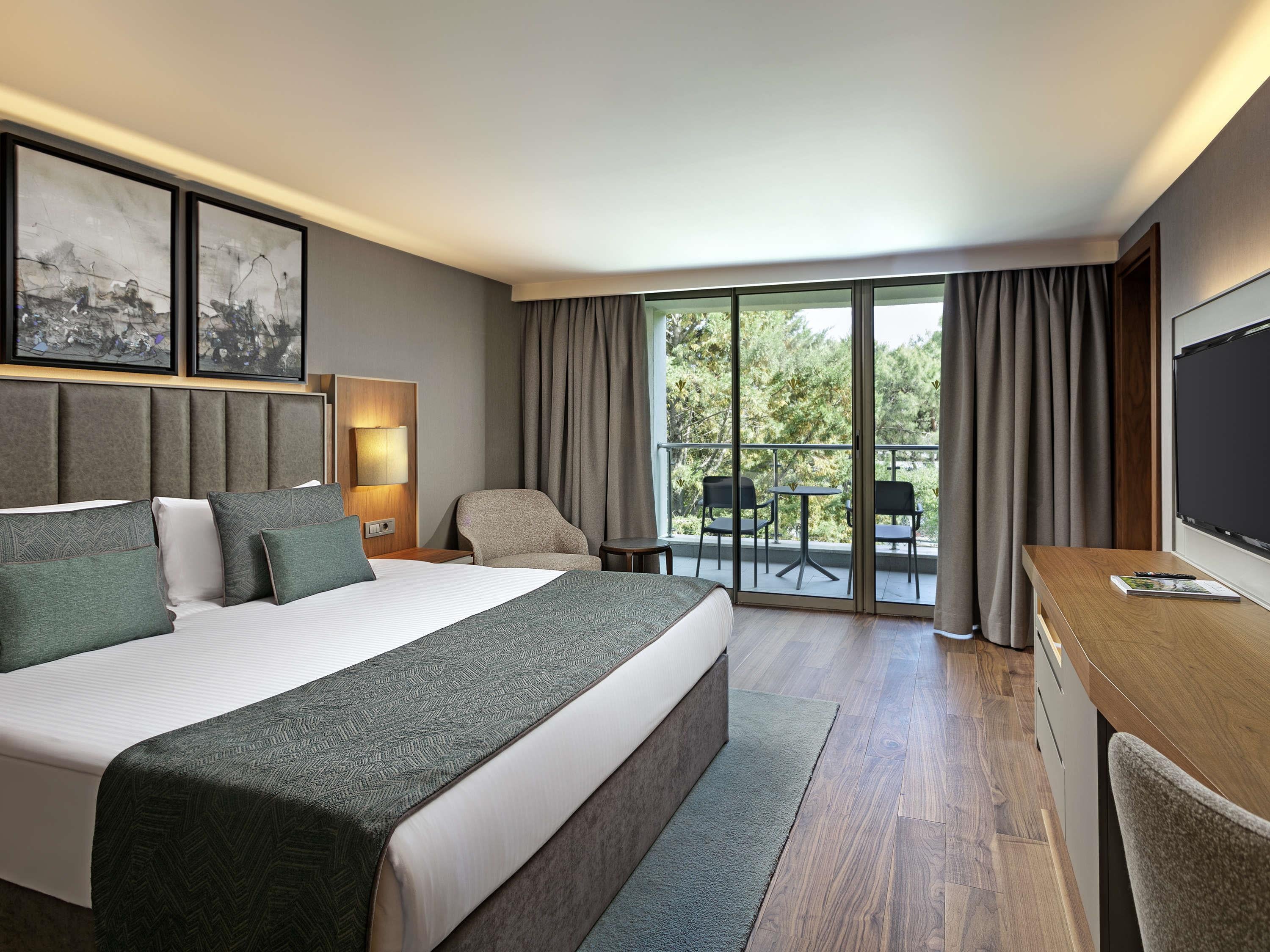 Double or Twin Land View