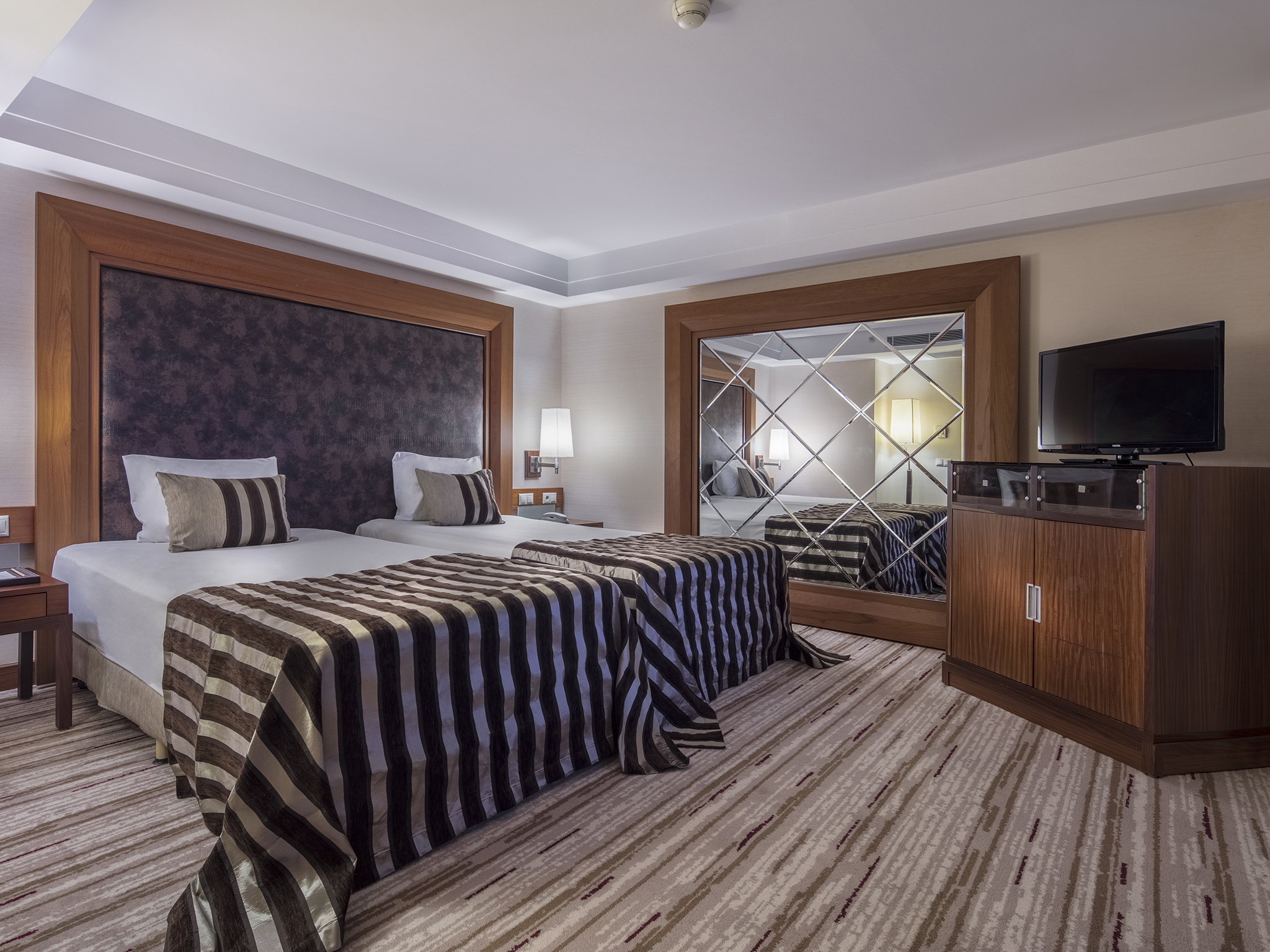 Twin Without Balcony