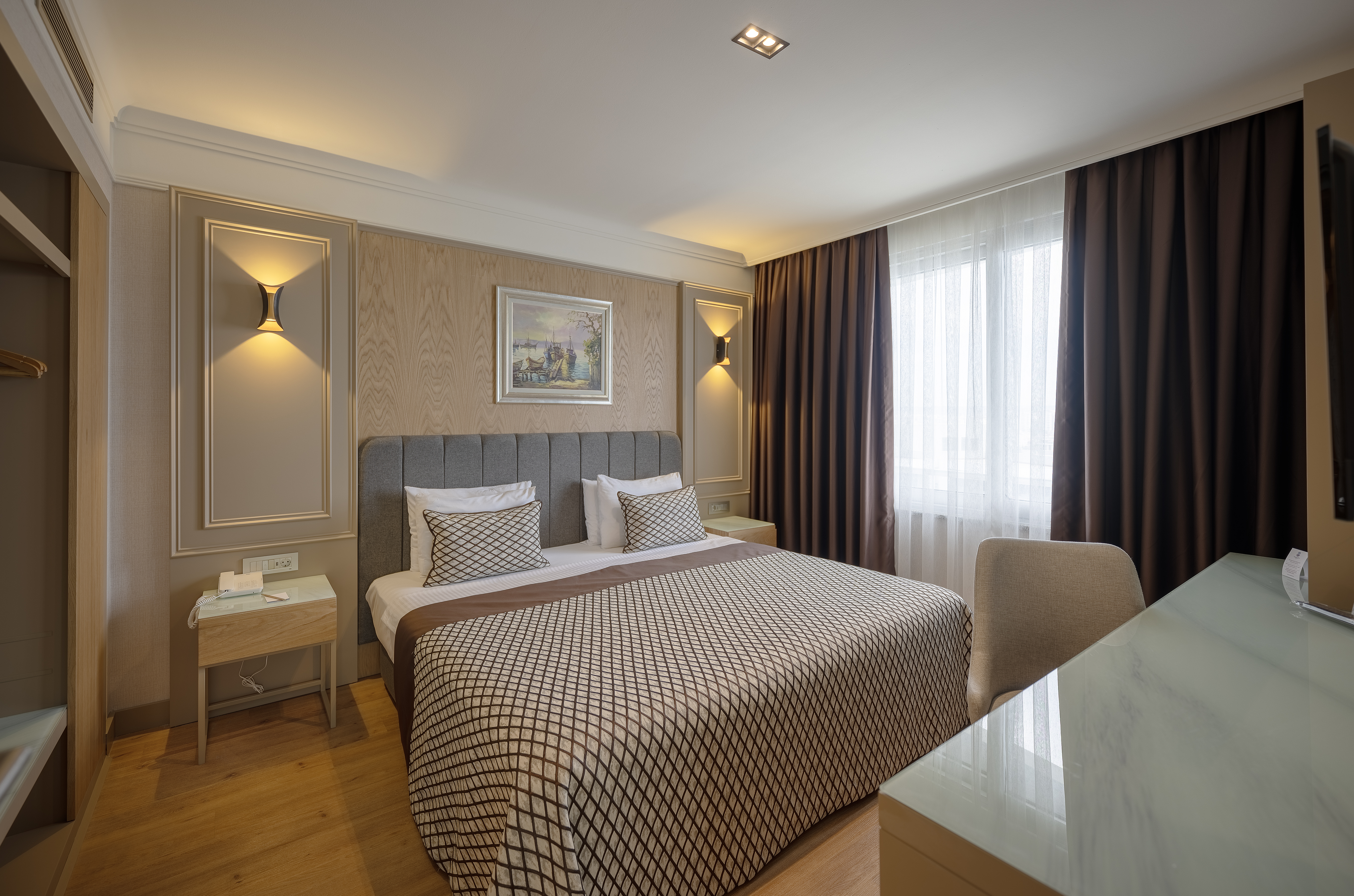 Family Room Connecting Room