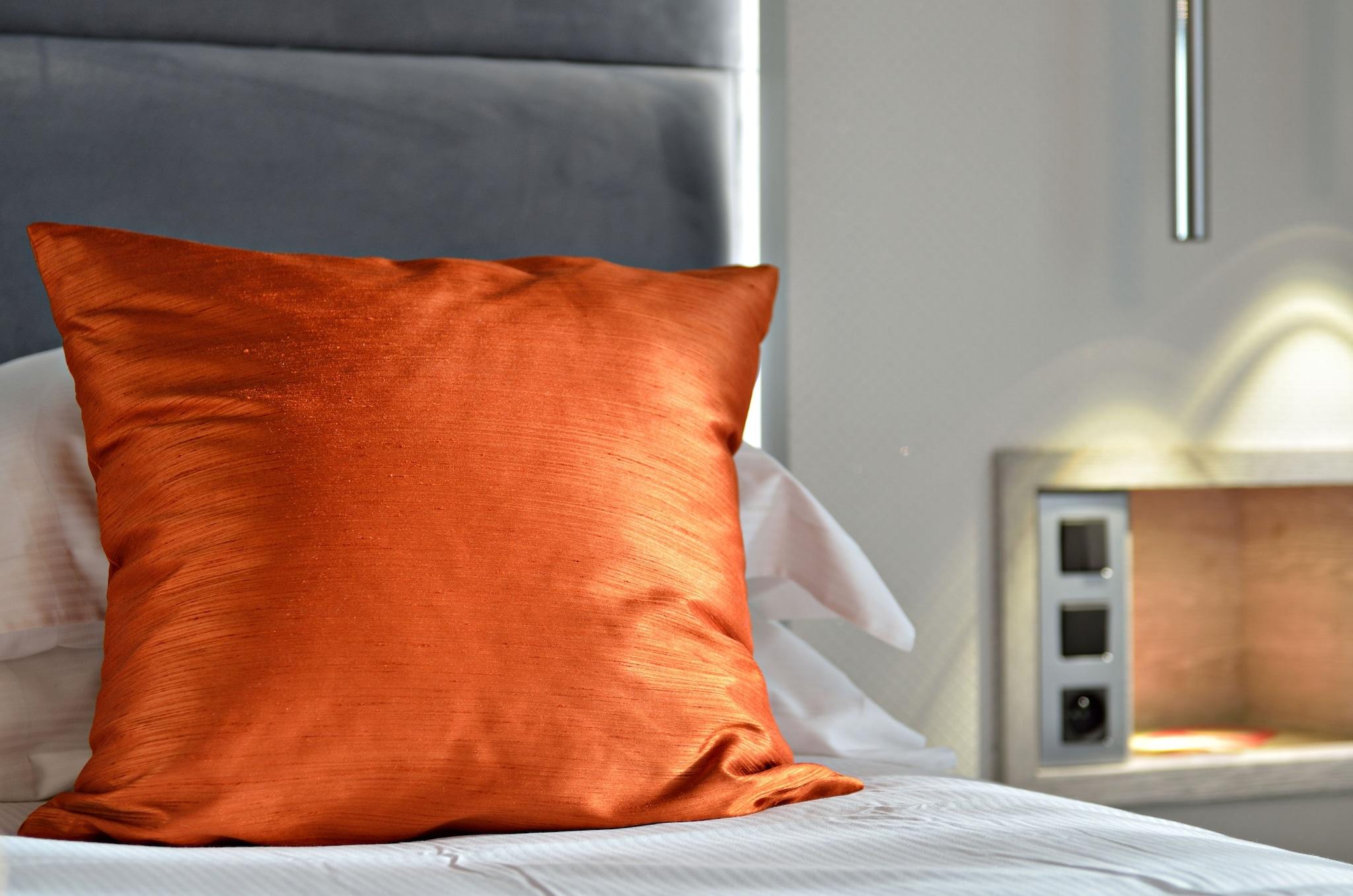 Double Classic Double Bed