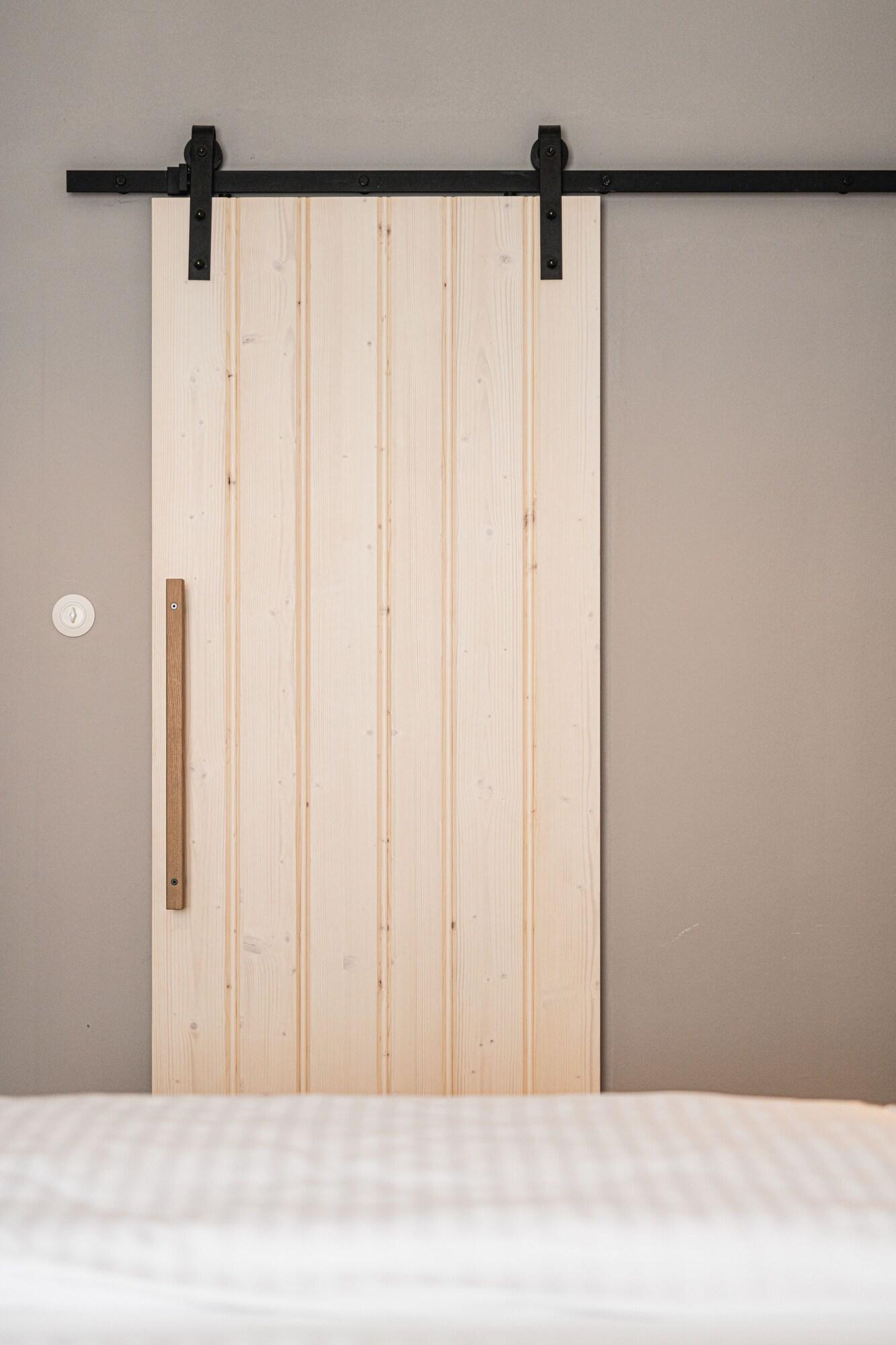 Double Queen Bed Non Smoking