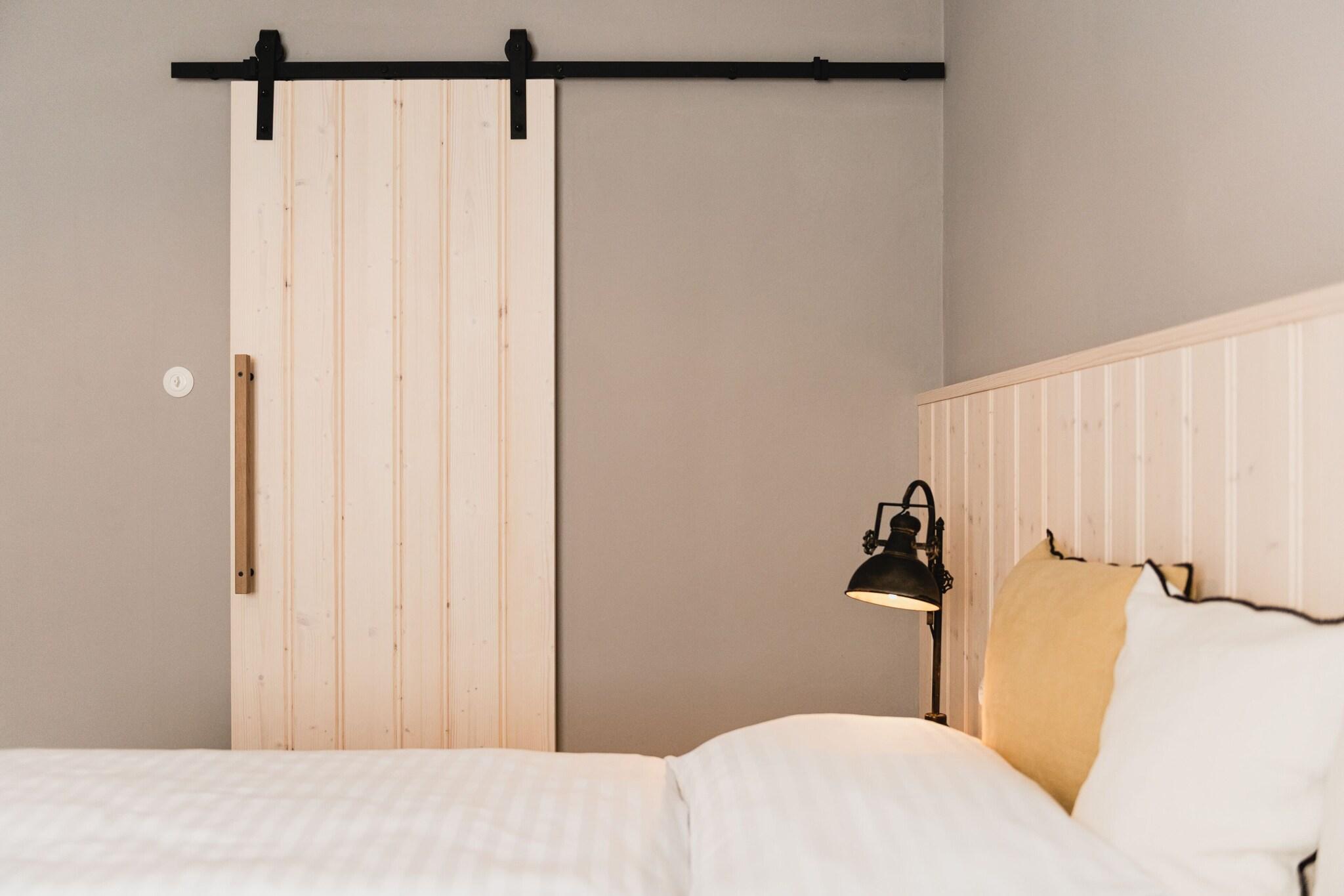 Double Queen Bed Non Smoking