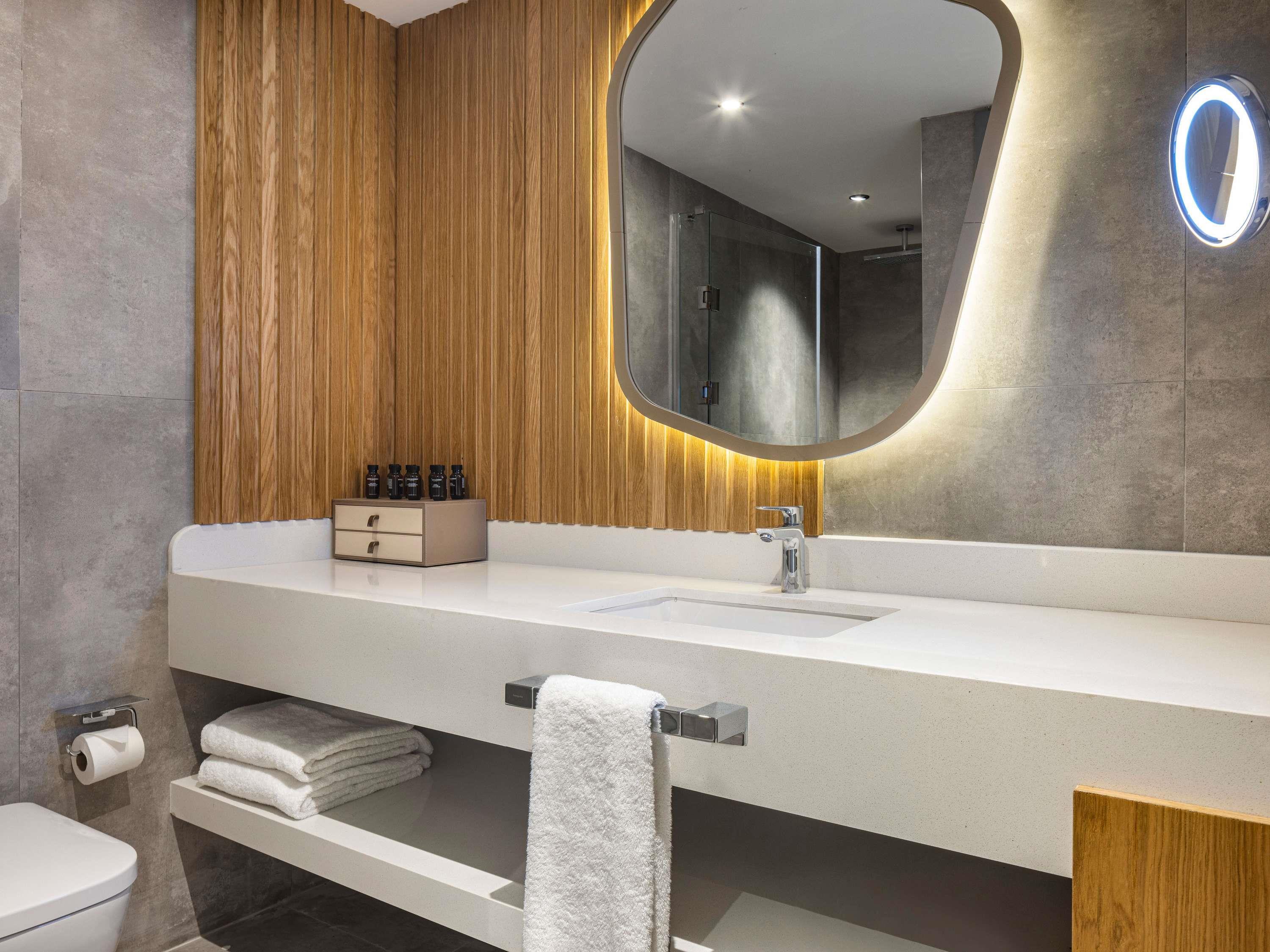 Suite Executive King Bed