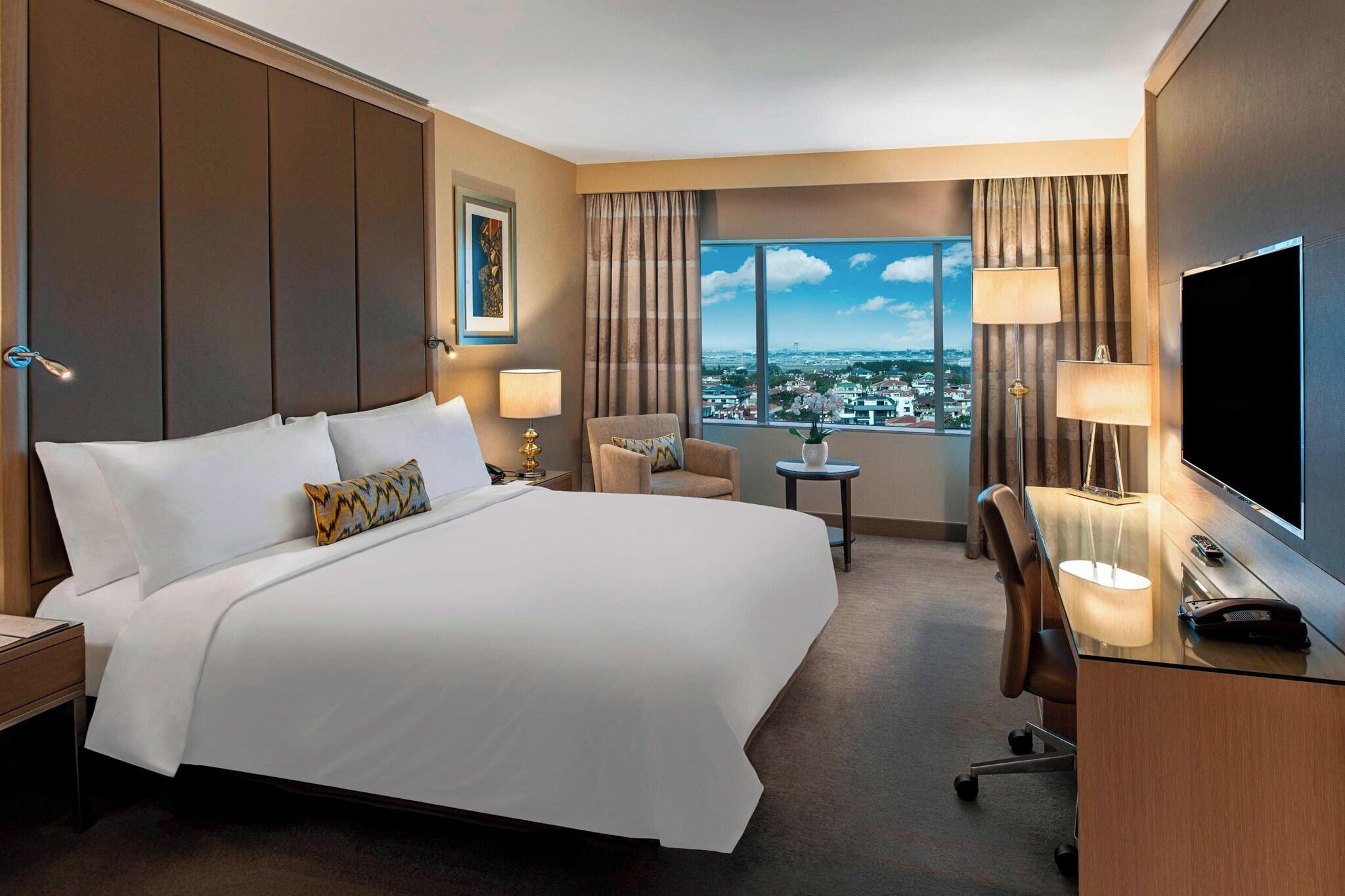 Double Deluxe with Views