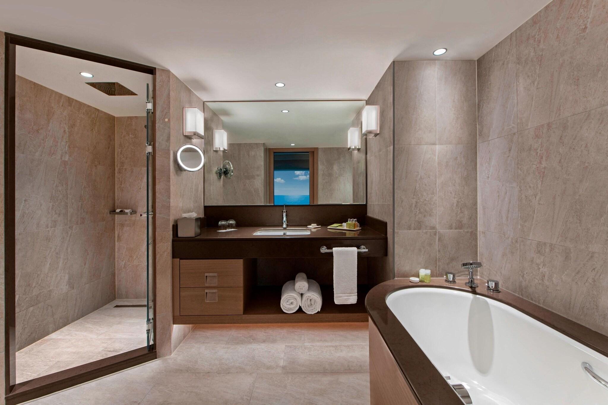 Suite Presidential with Views