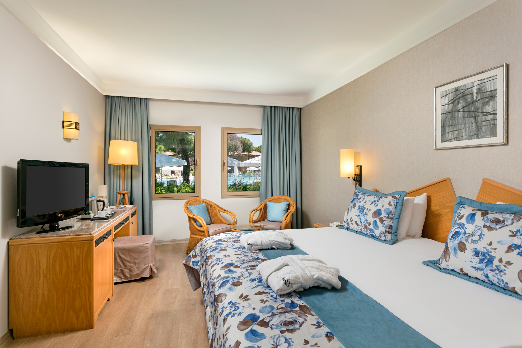 Family Room Garden View