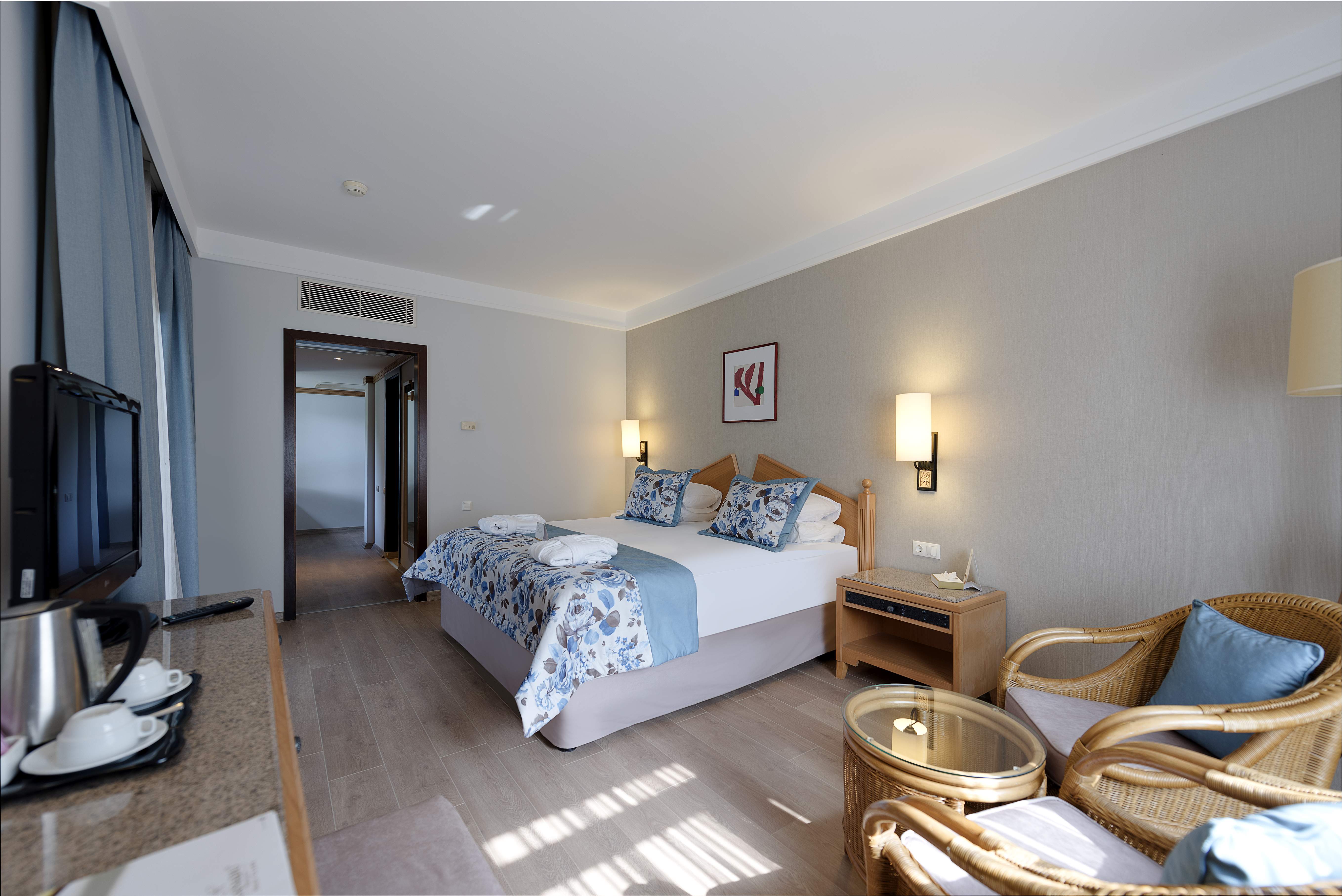 Bungalow Garden View