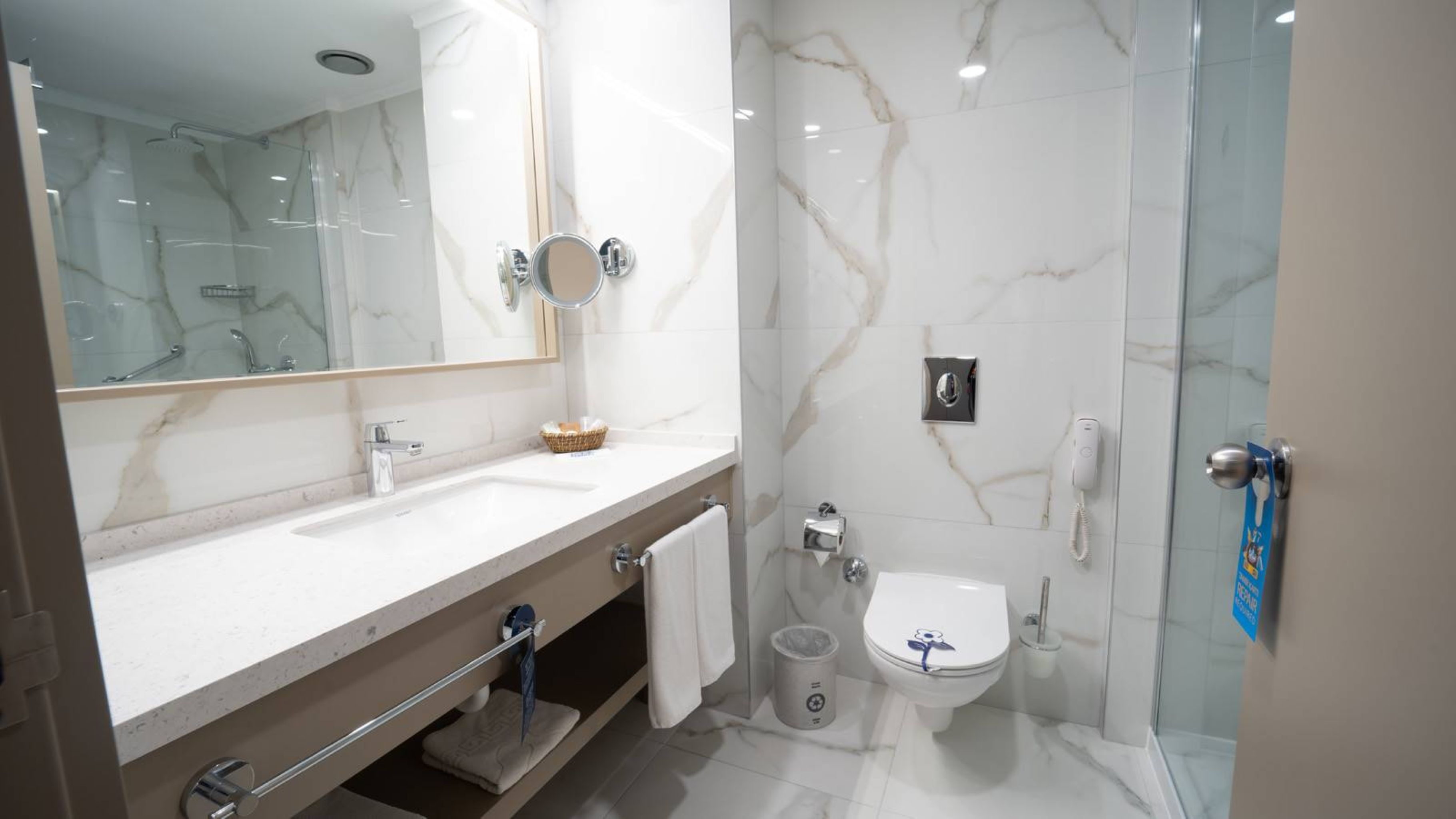 Quadruple Capacity 4