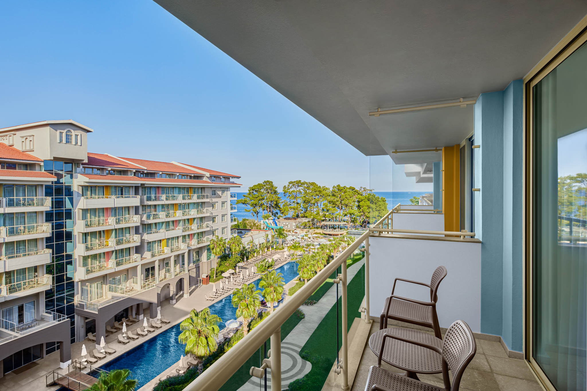 Double Single Superior Side Sea View