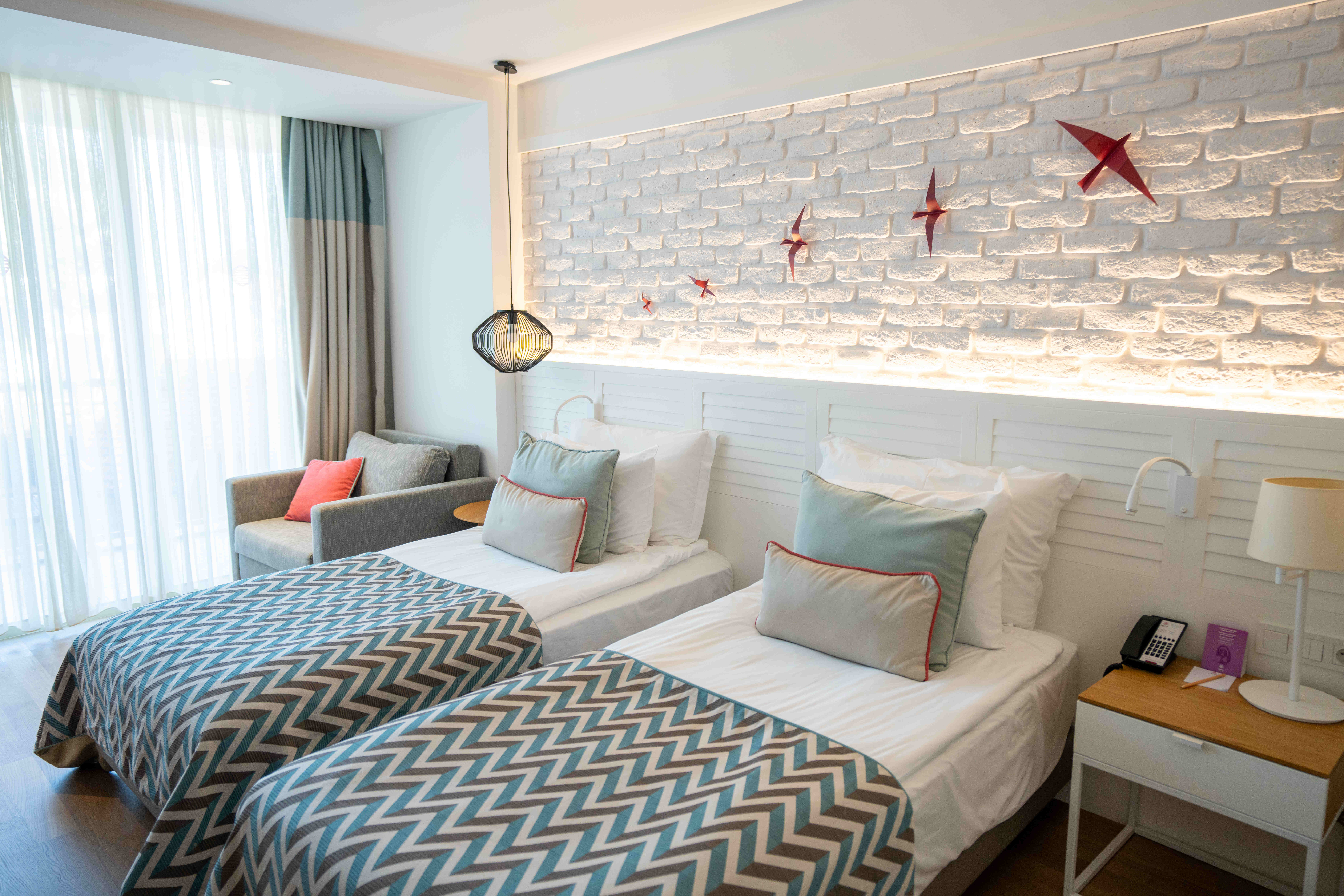 Double Single Superior Land View