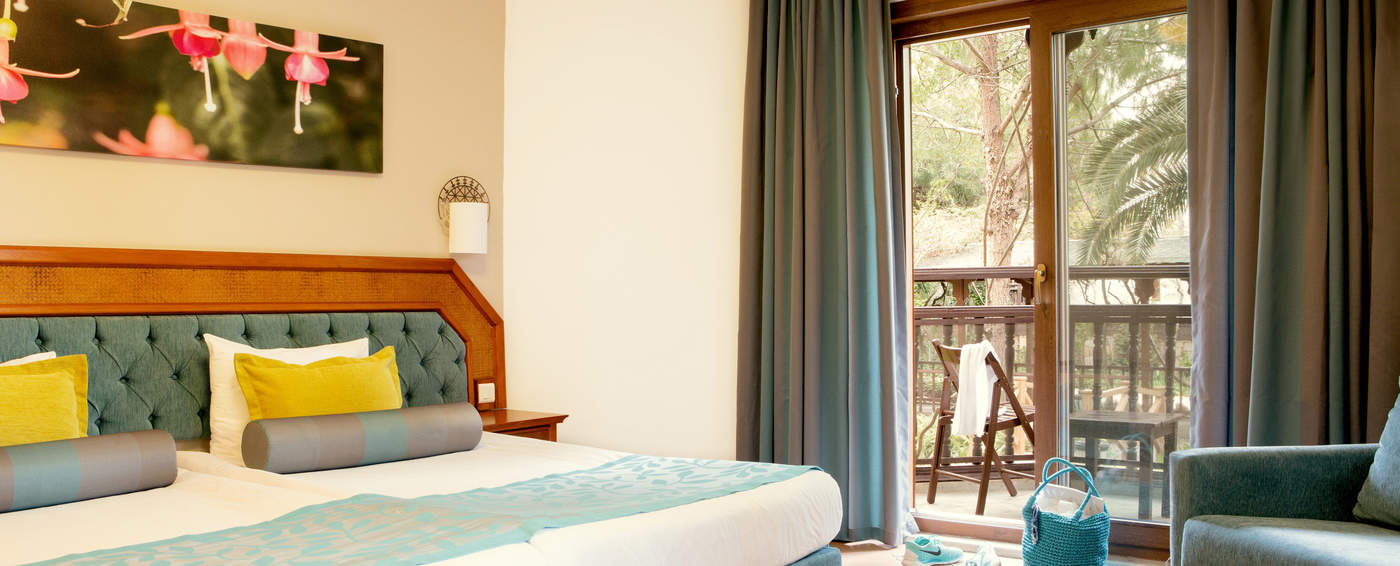 Bungalow Garden View