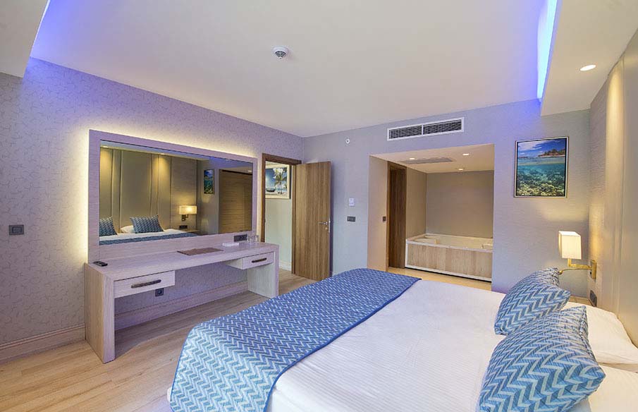 Suite Deluxe with Jacuzzi