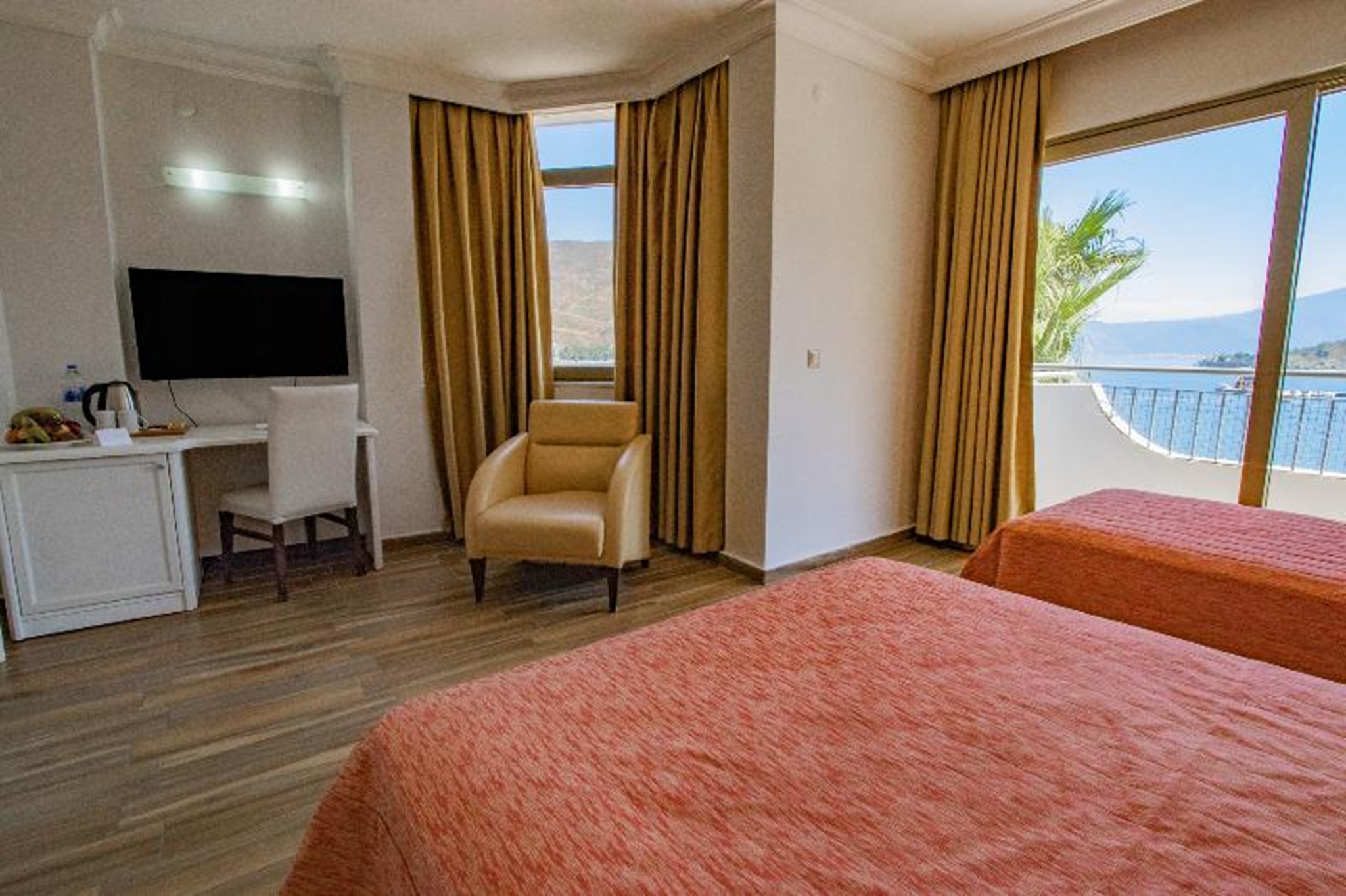 Double Single Sea View