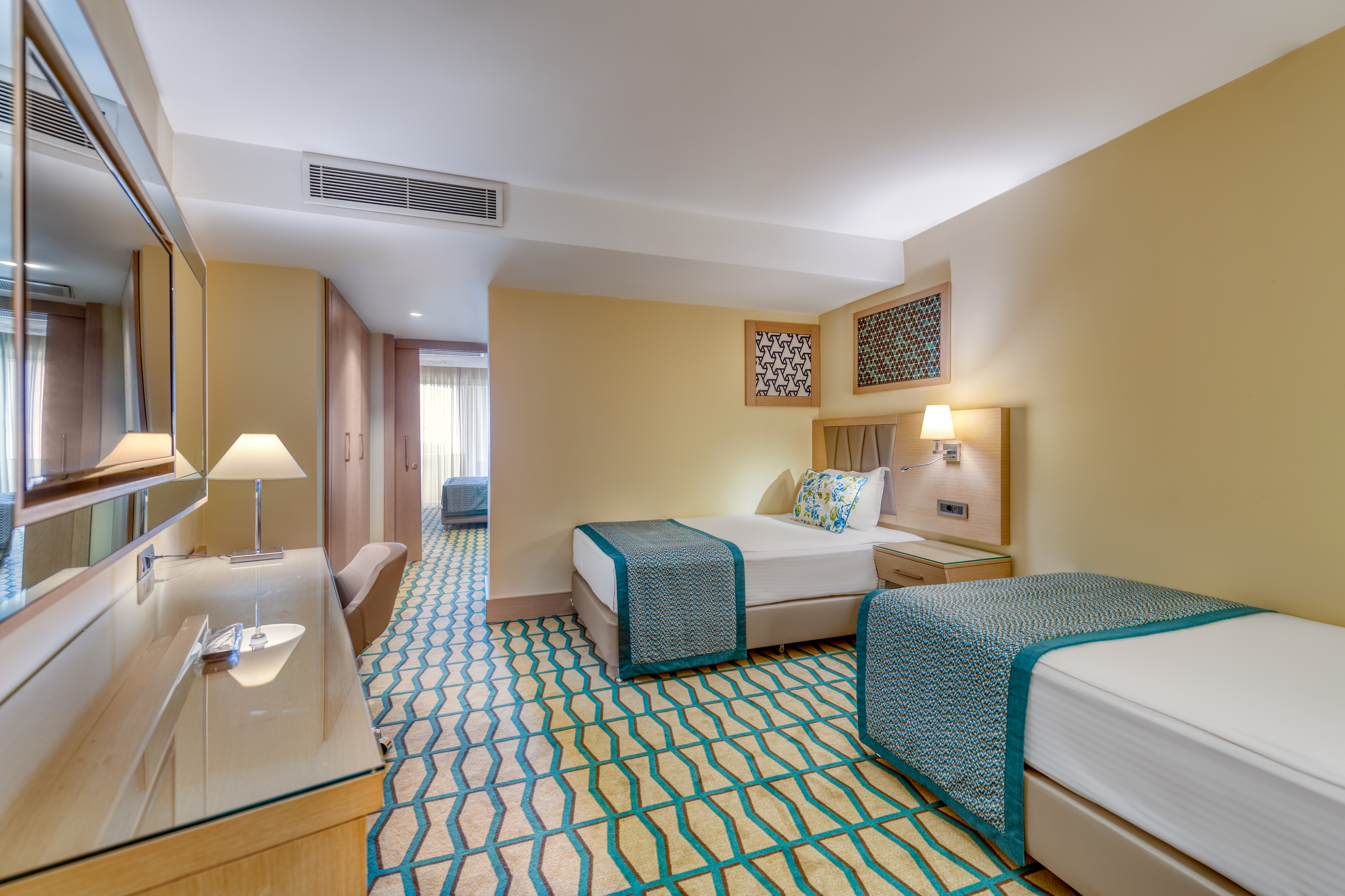 Junior Suite Deluxe Capacity 4