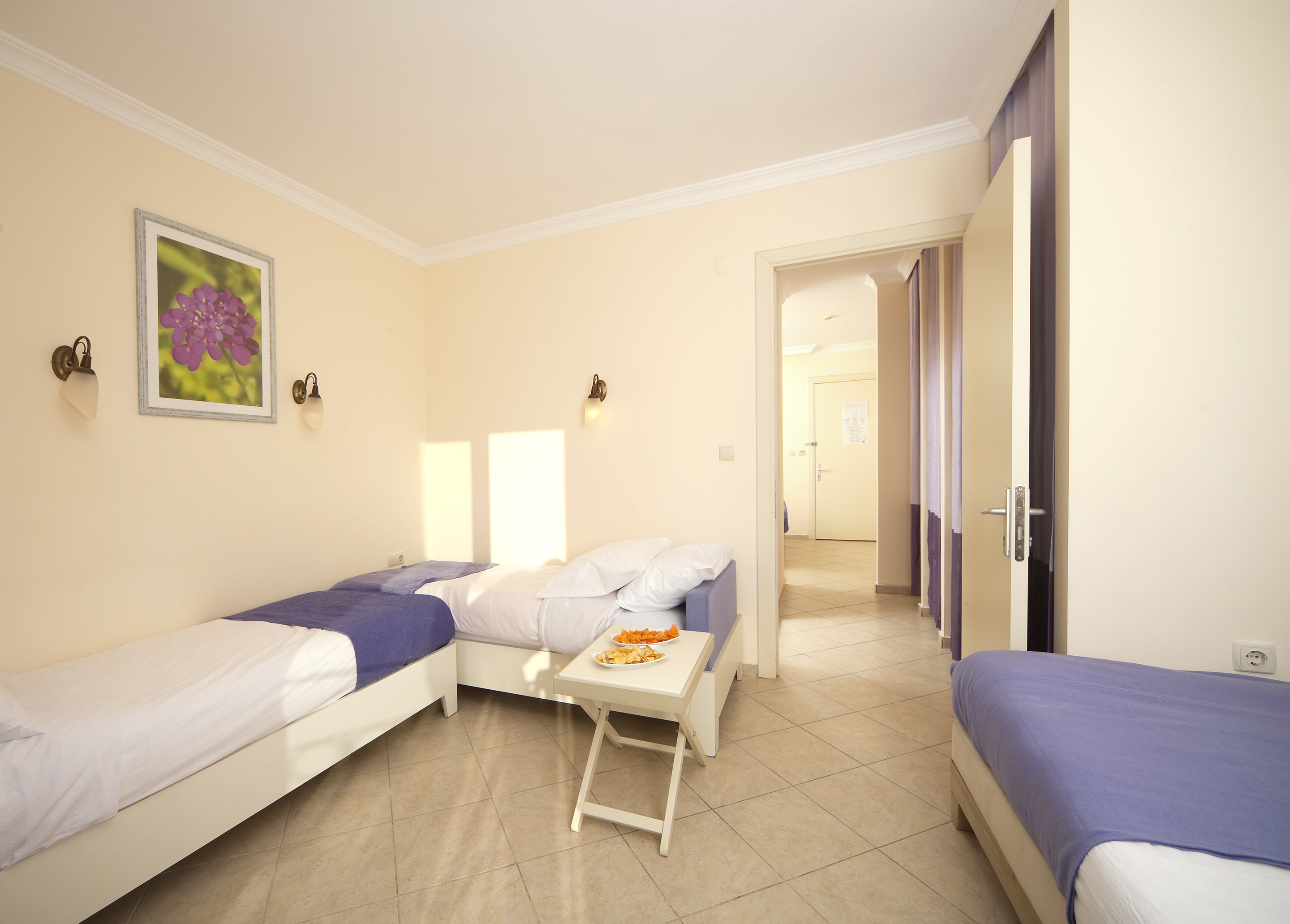 Family Room Pool View Two Bedrooms