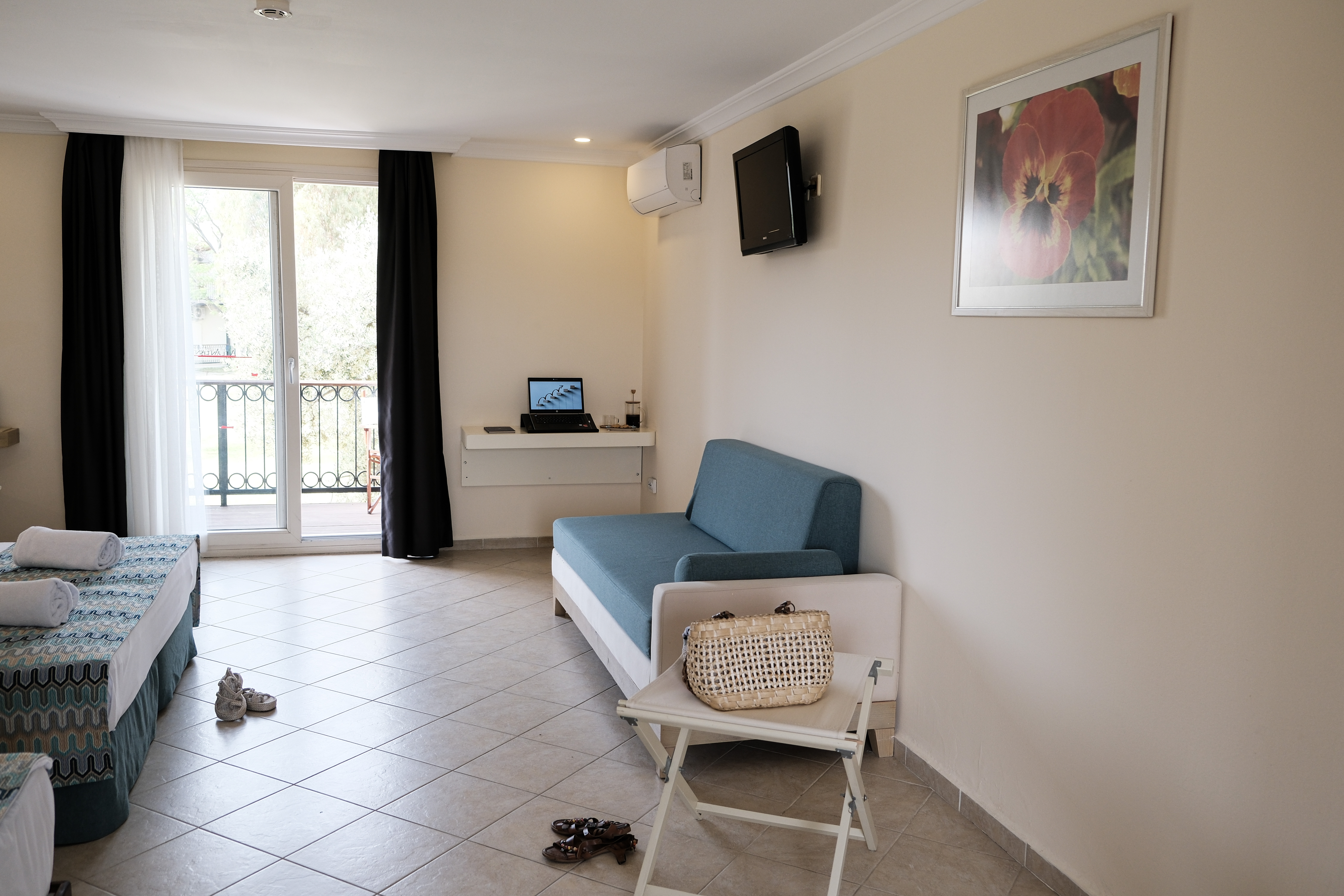 Triple Superior One Bedroom