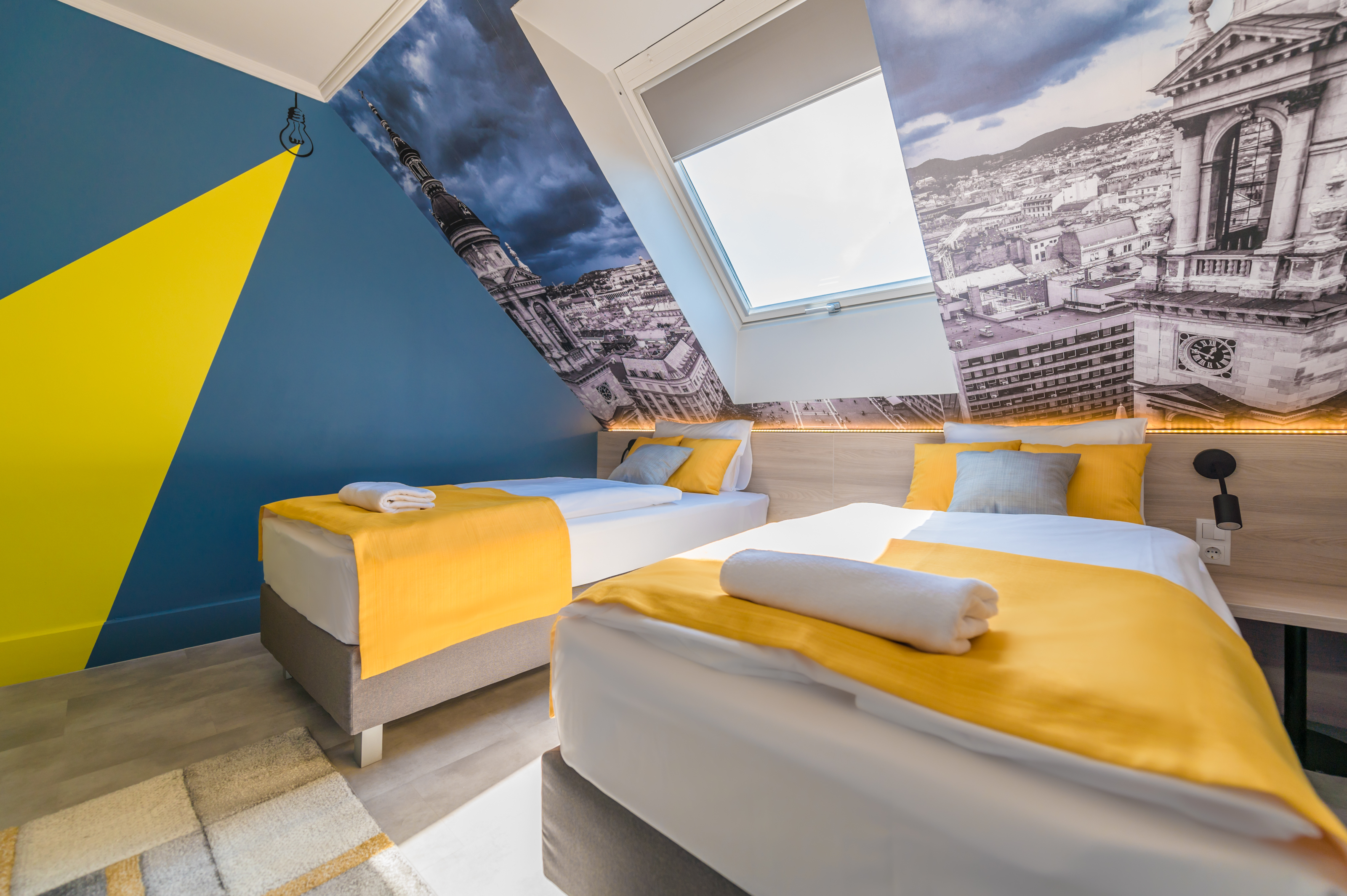 Double or Twin Standard