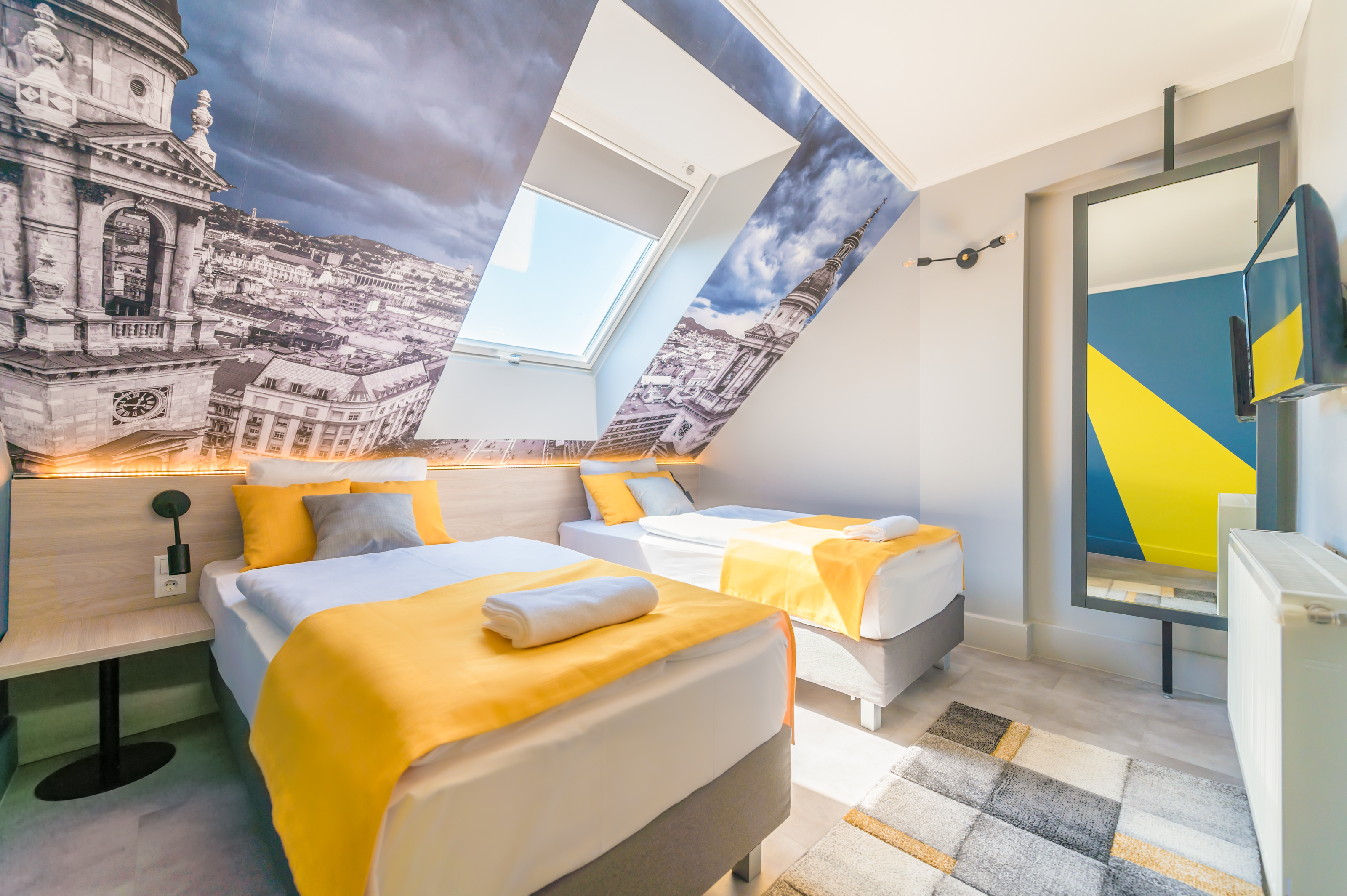 Double or Twin Standard