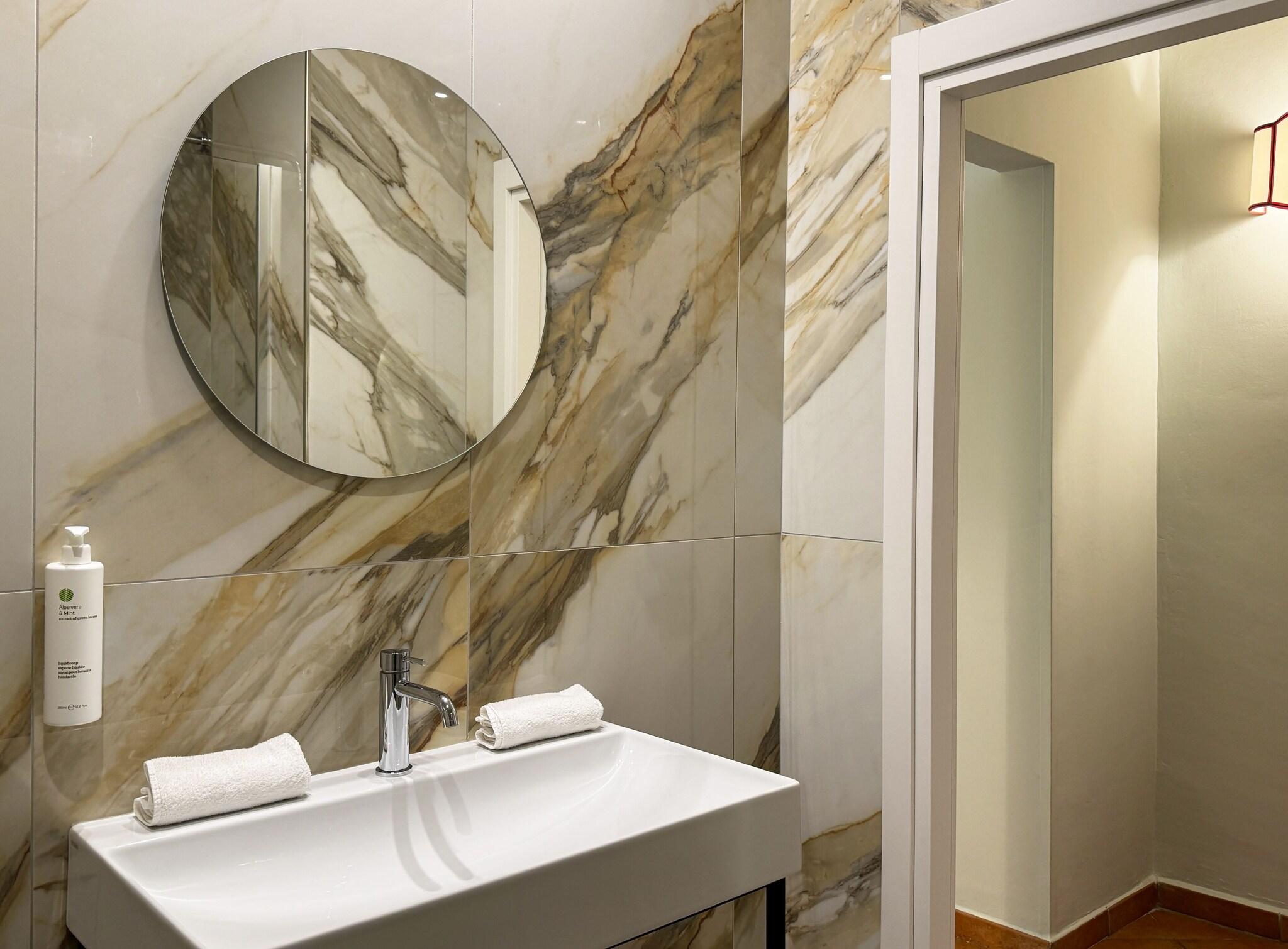 Quadruple Two Double Beds