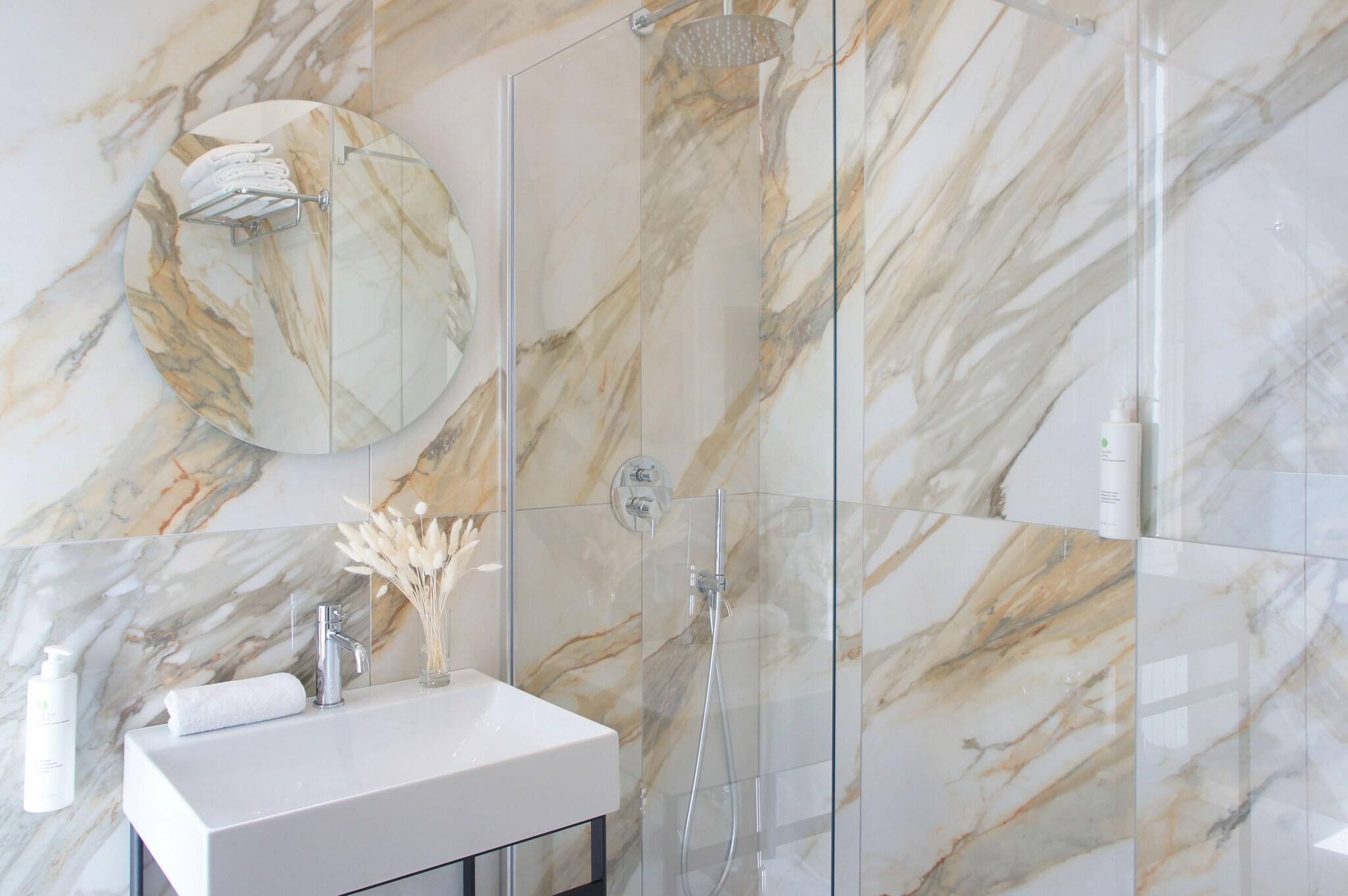 Double or Twin Superior