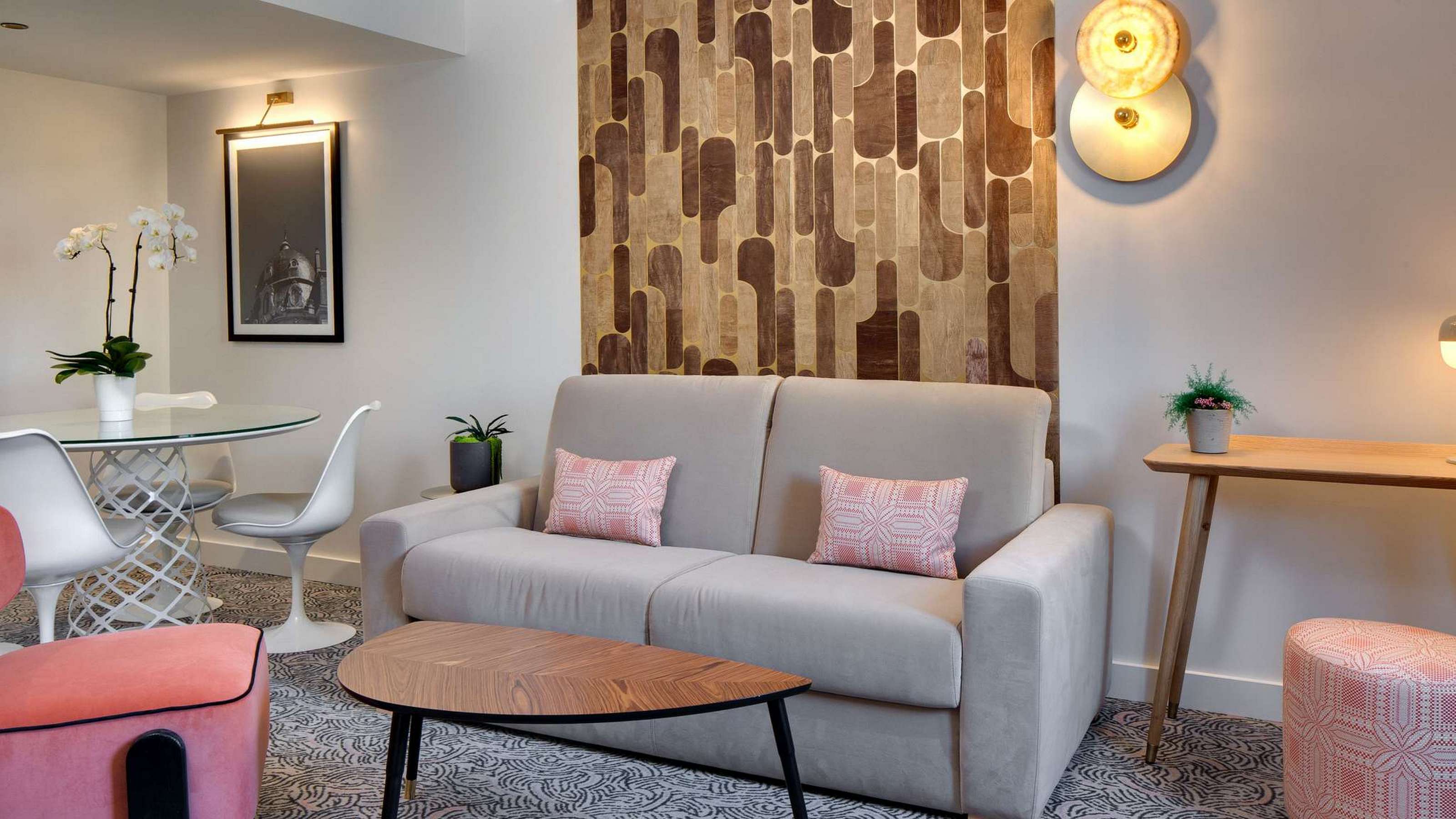 Suite Deluxe King Bed