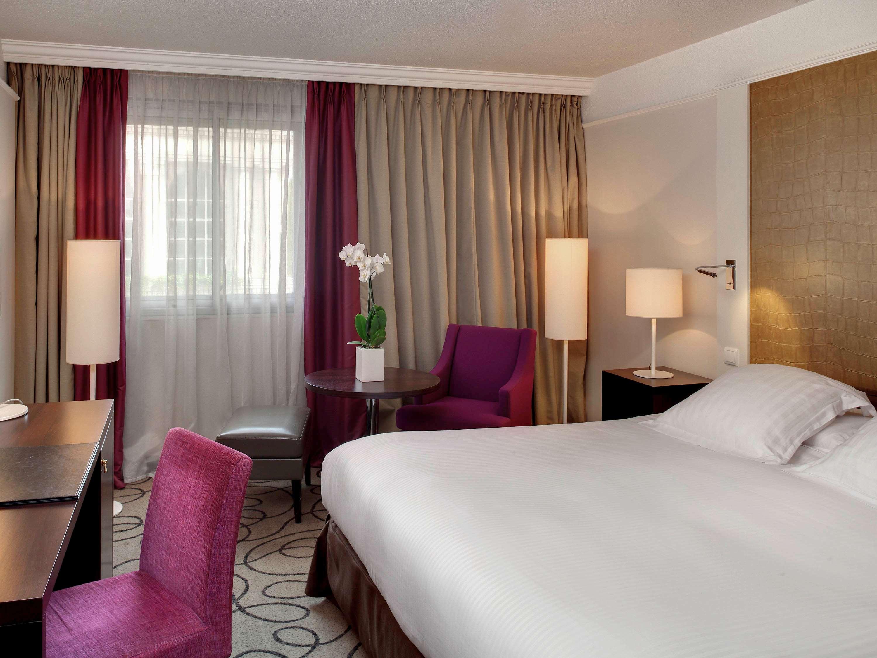 Double Deluxe King Bed