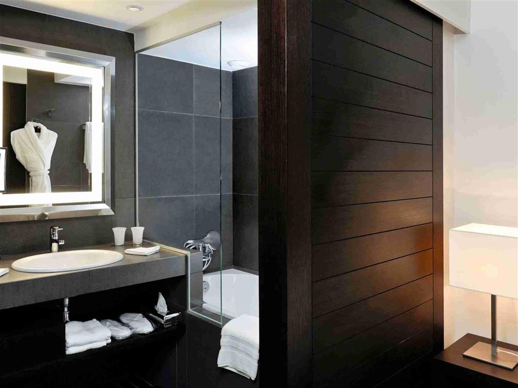 Double Deluxe King Bed