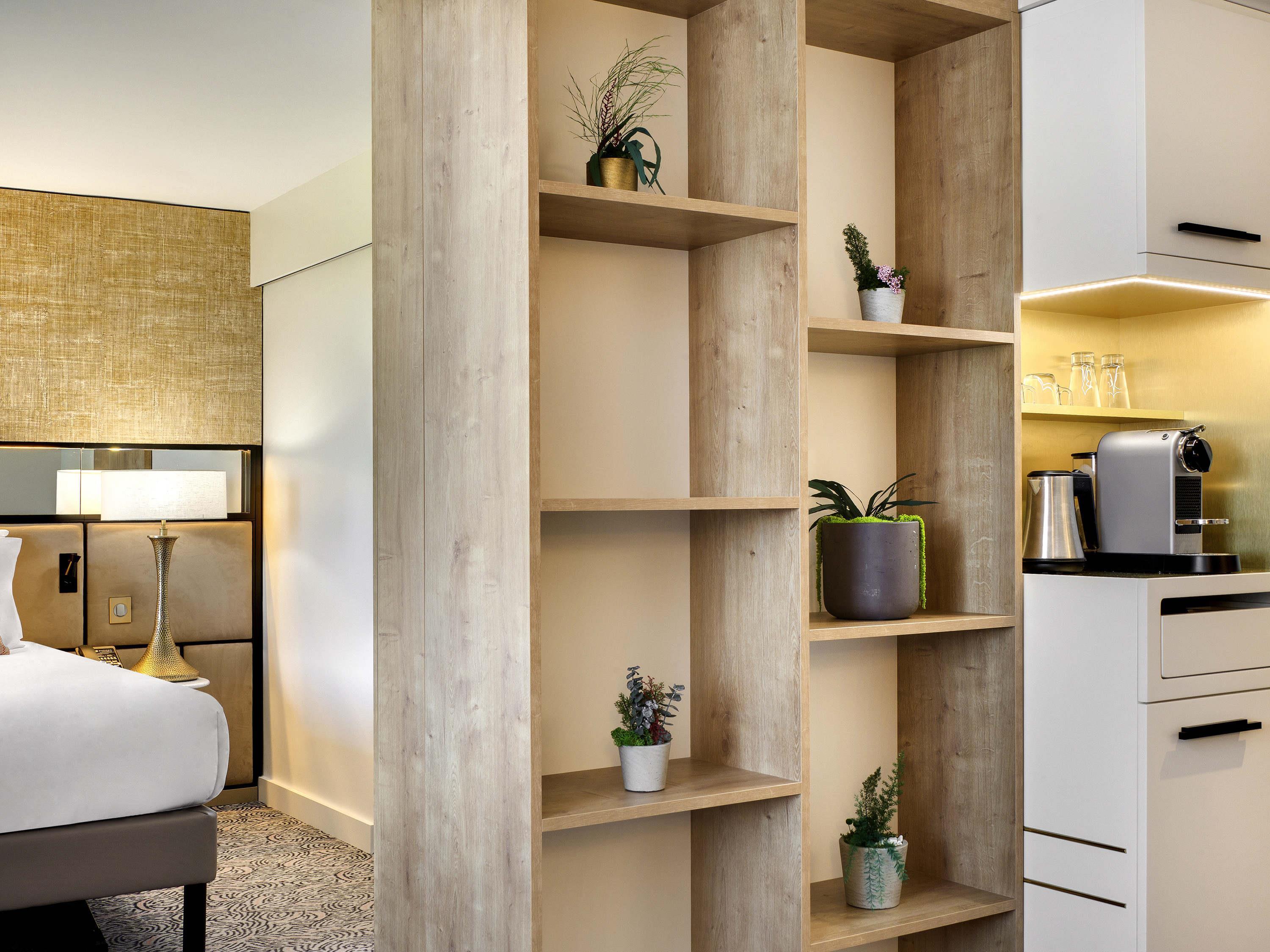 Suite Deluxe King Bed